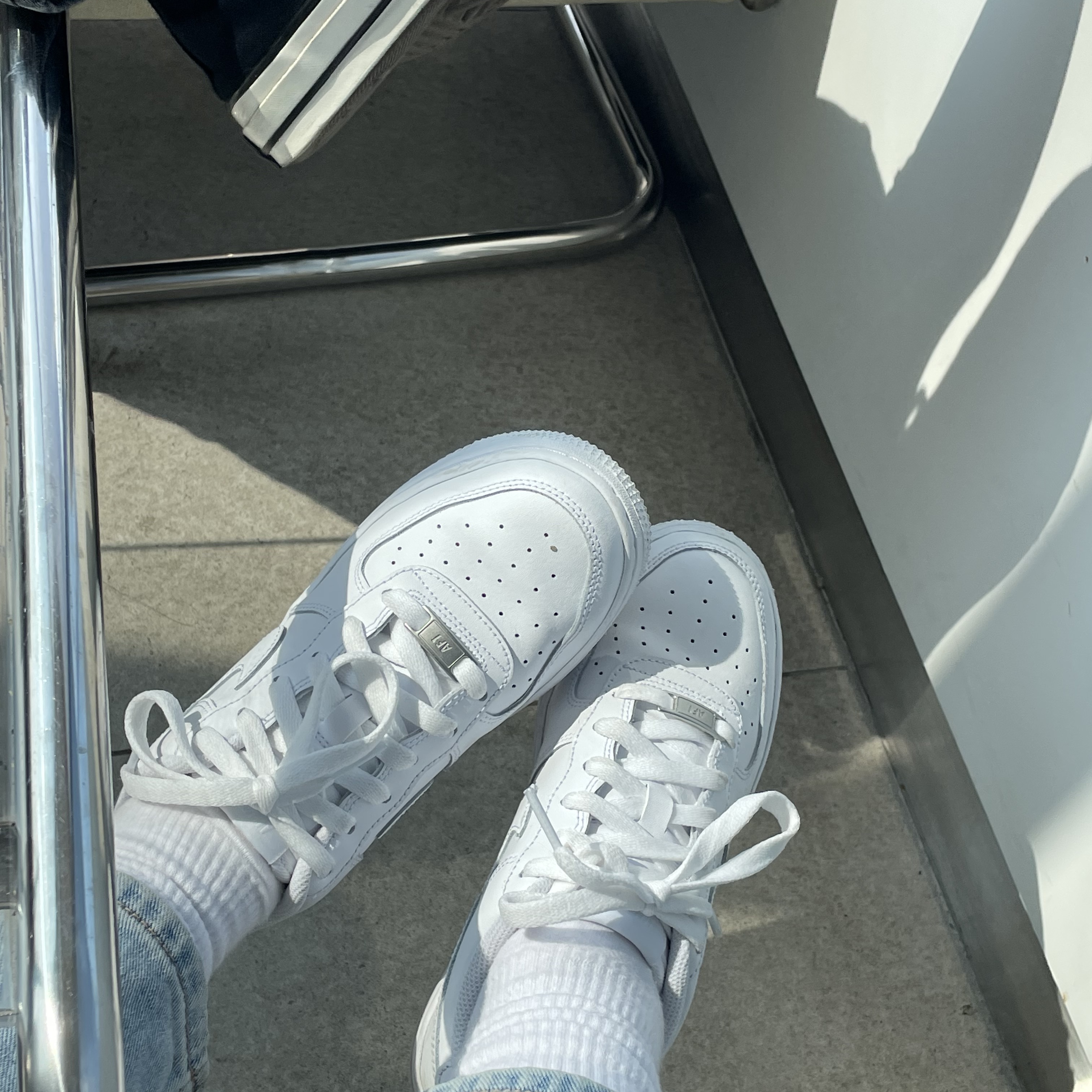 (W) Nike Air Force 1 '07 Low White, Nike Air Force 1 '07 Low White 착용 스타일 - 2
