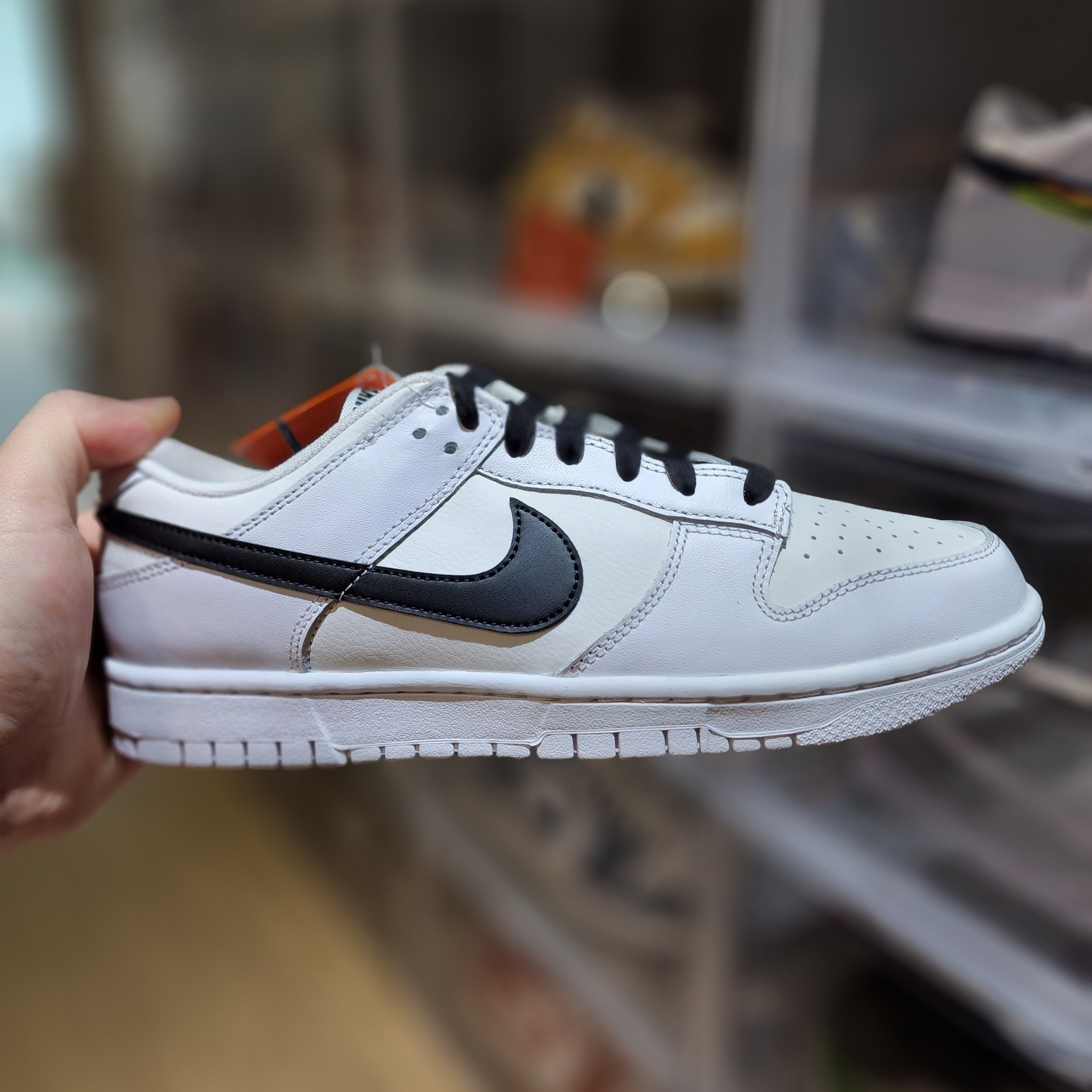 Nike Dunk Low Retro Summit White 착용 스타일