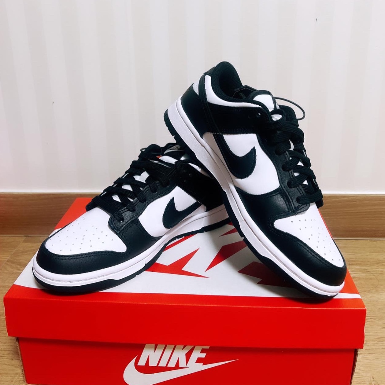 (W) Nike Dunk Low Black 착용 스타일