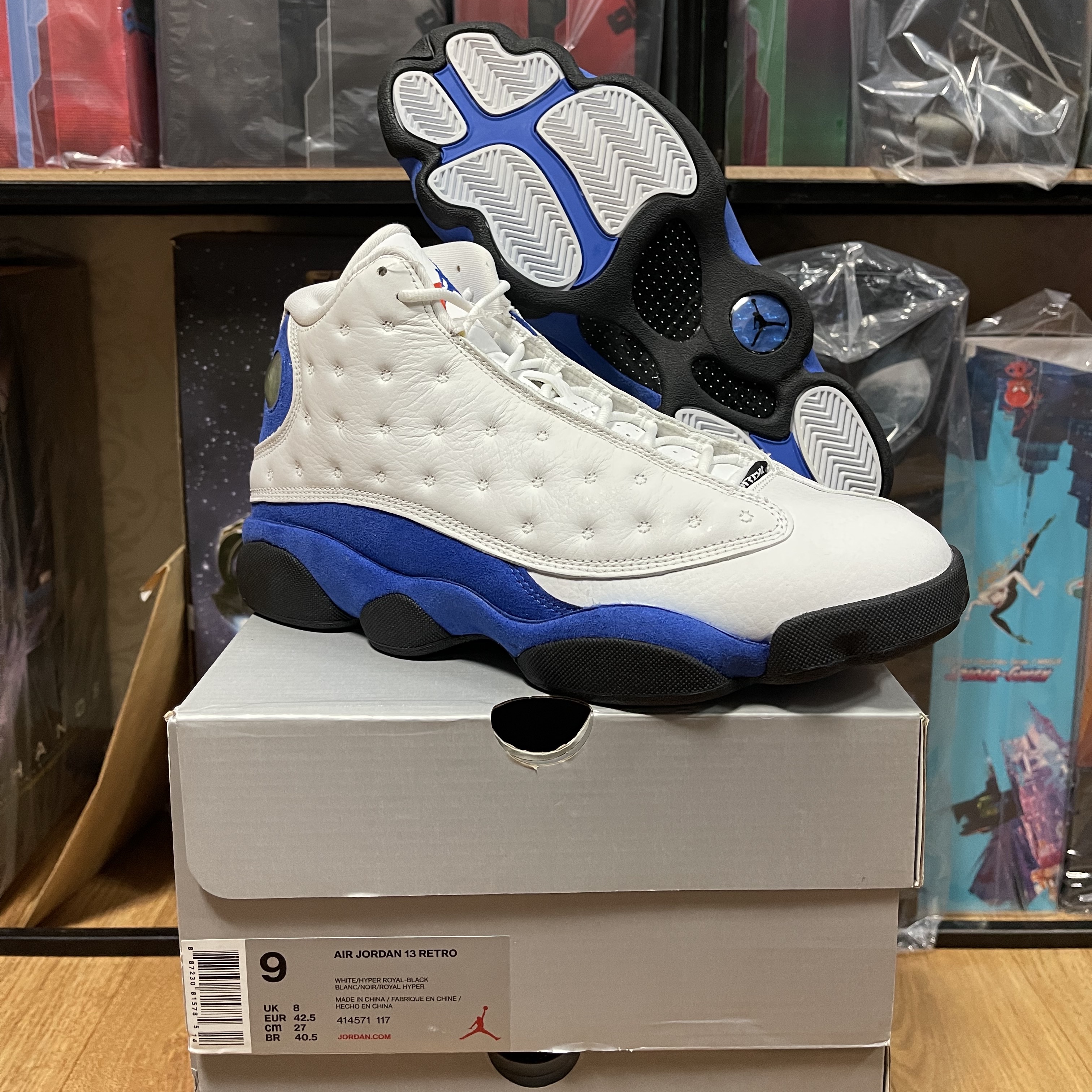 Jordan 13 Retro White Hyper Royal Black 착용 스타일