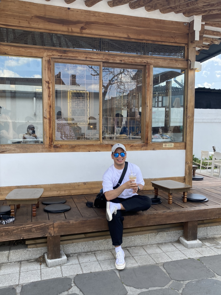 KREAM 프로필 이미지
