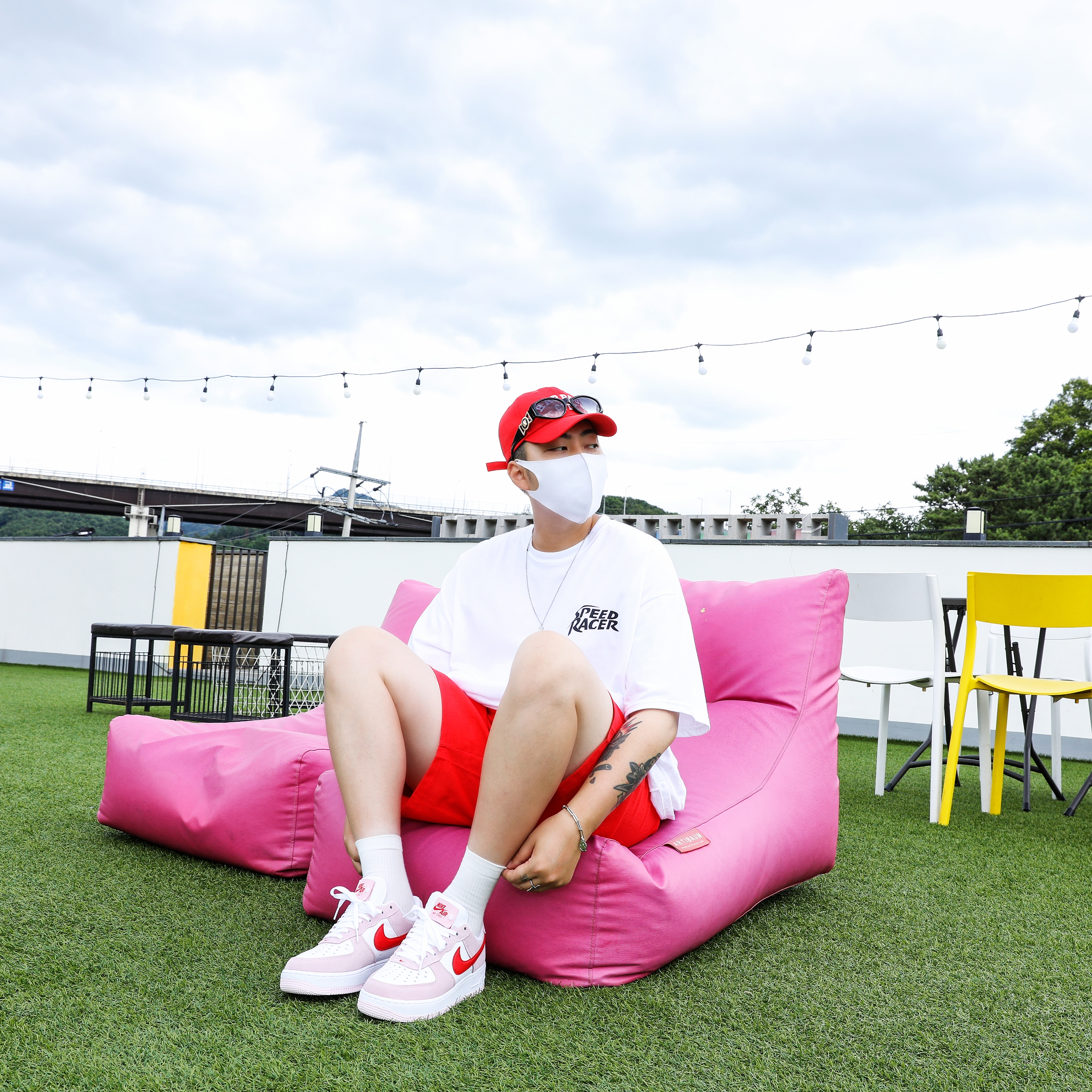 Nike Air Force 1 '07 QS Valentine's Day 착용 스타일 - 1
