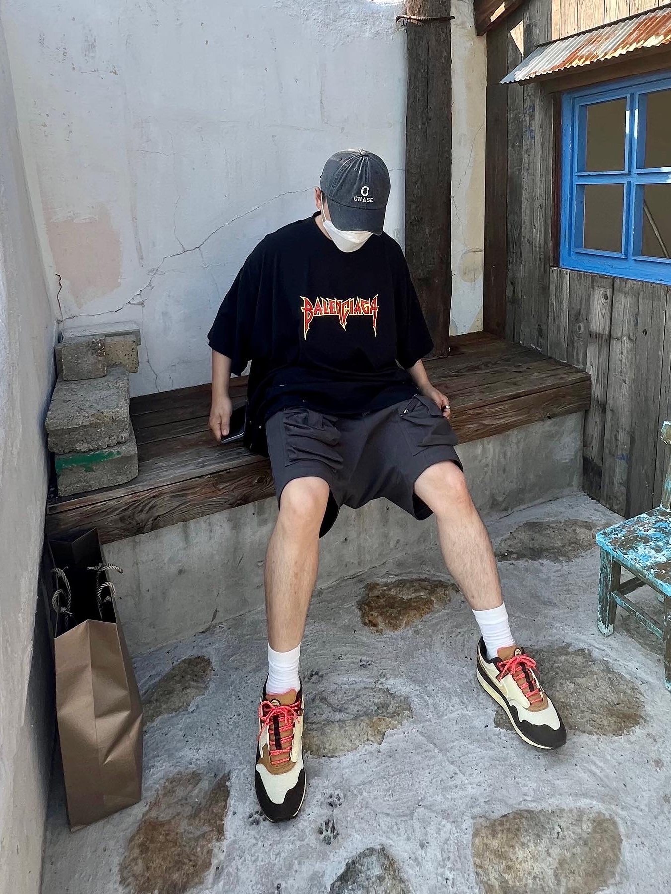 Nike x Travis Scott Air Max 1 Cact.us Brown 착용 스타일 - 1