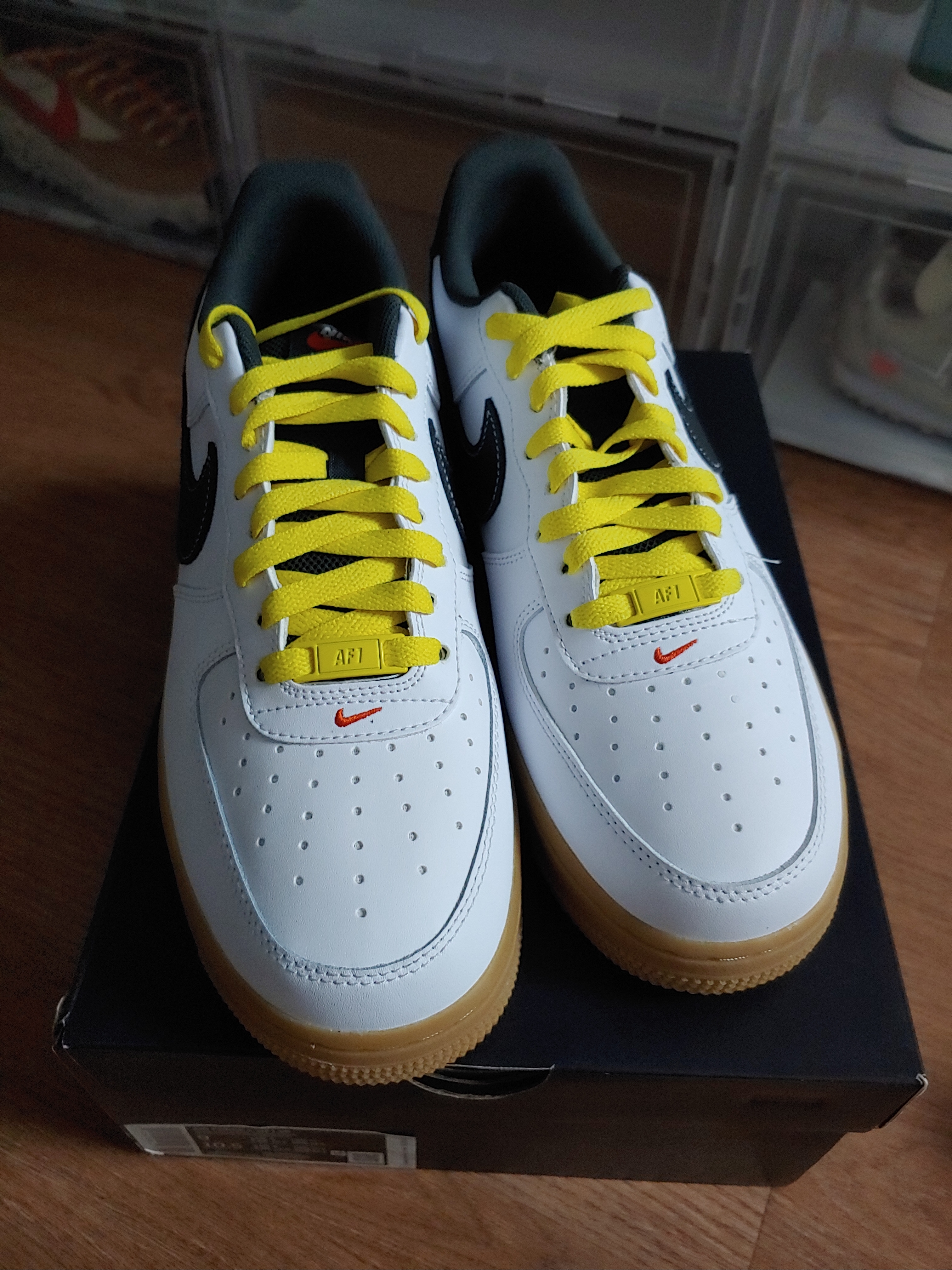 Nike Air Force 1 '07 LV8 Go The Extra Smile 착용 스타일 - 2