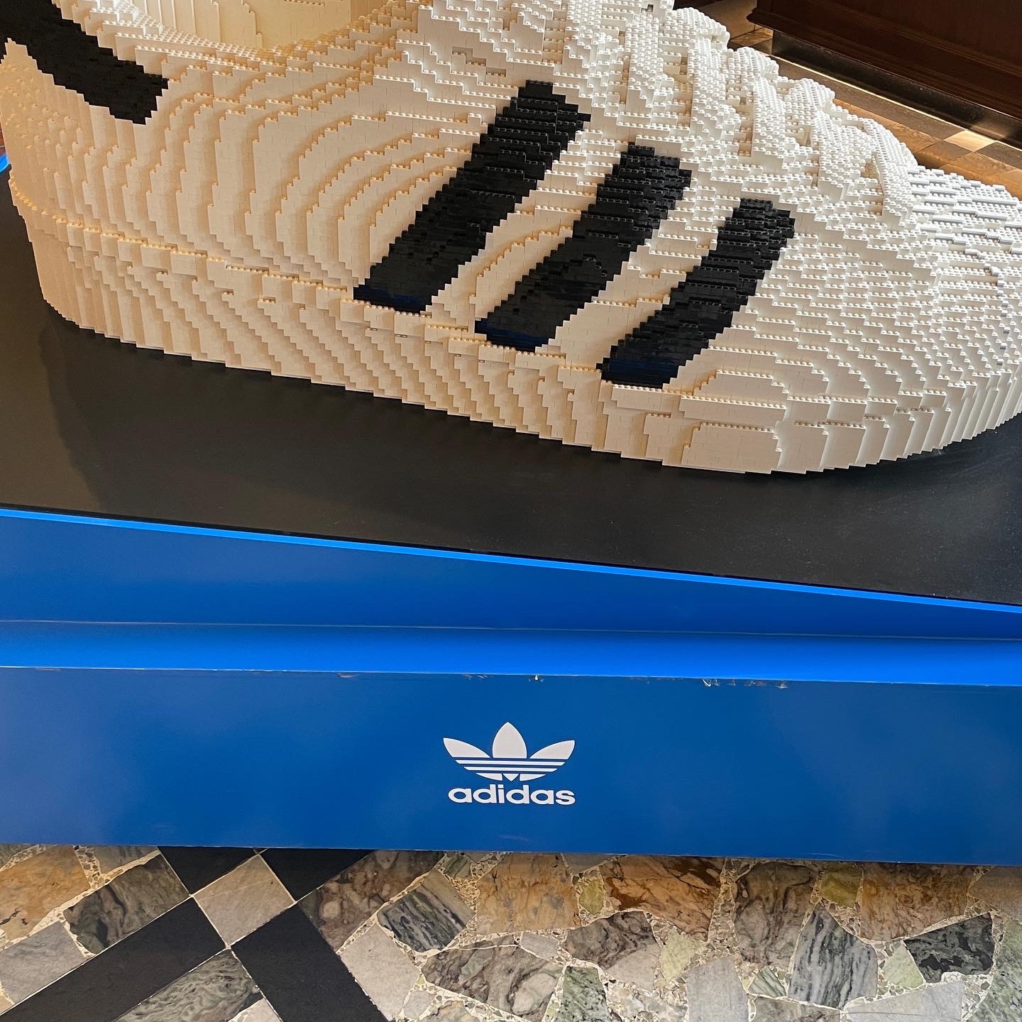 Adidas x Taegeukdang Superstar White Black, Adidas Superstar Seoul Pack 착용 스타일 - 2
