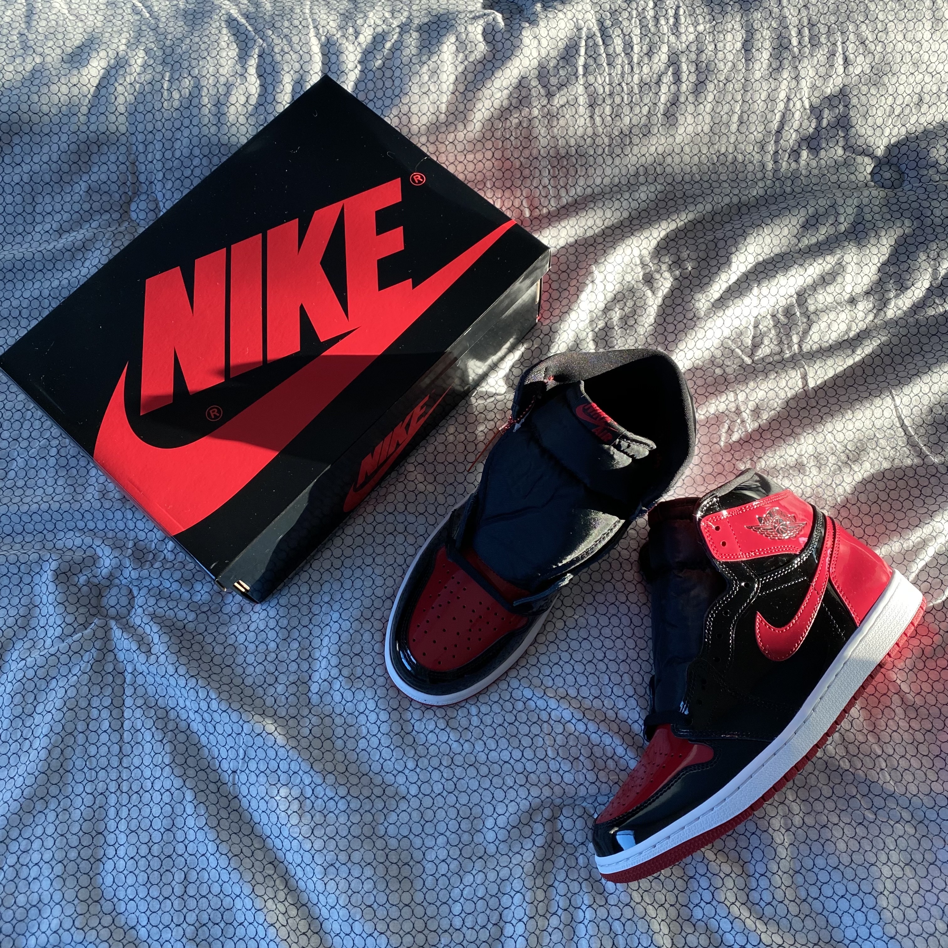 Jordan 1 Retro High OG Patent Bred 착용 스타일