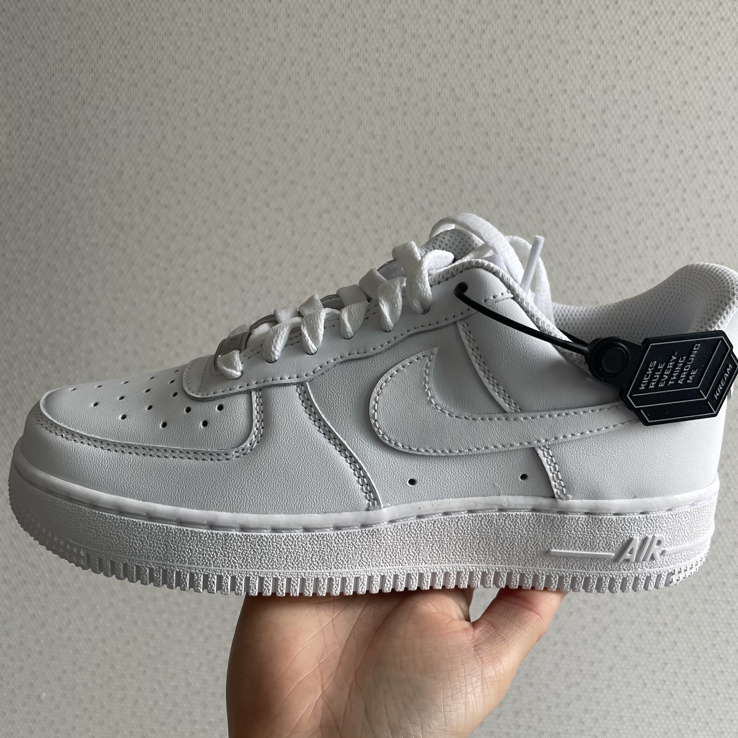 Nike Air Force 1 '07 Low White 착용 스타일 - 2