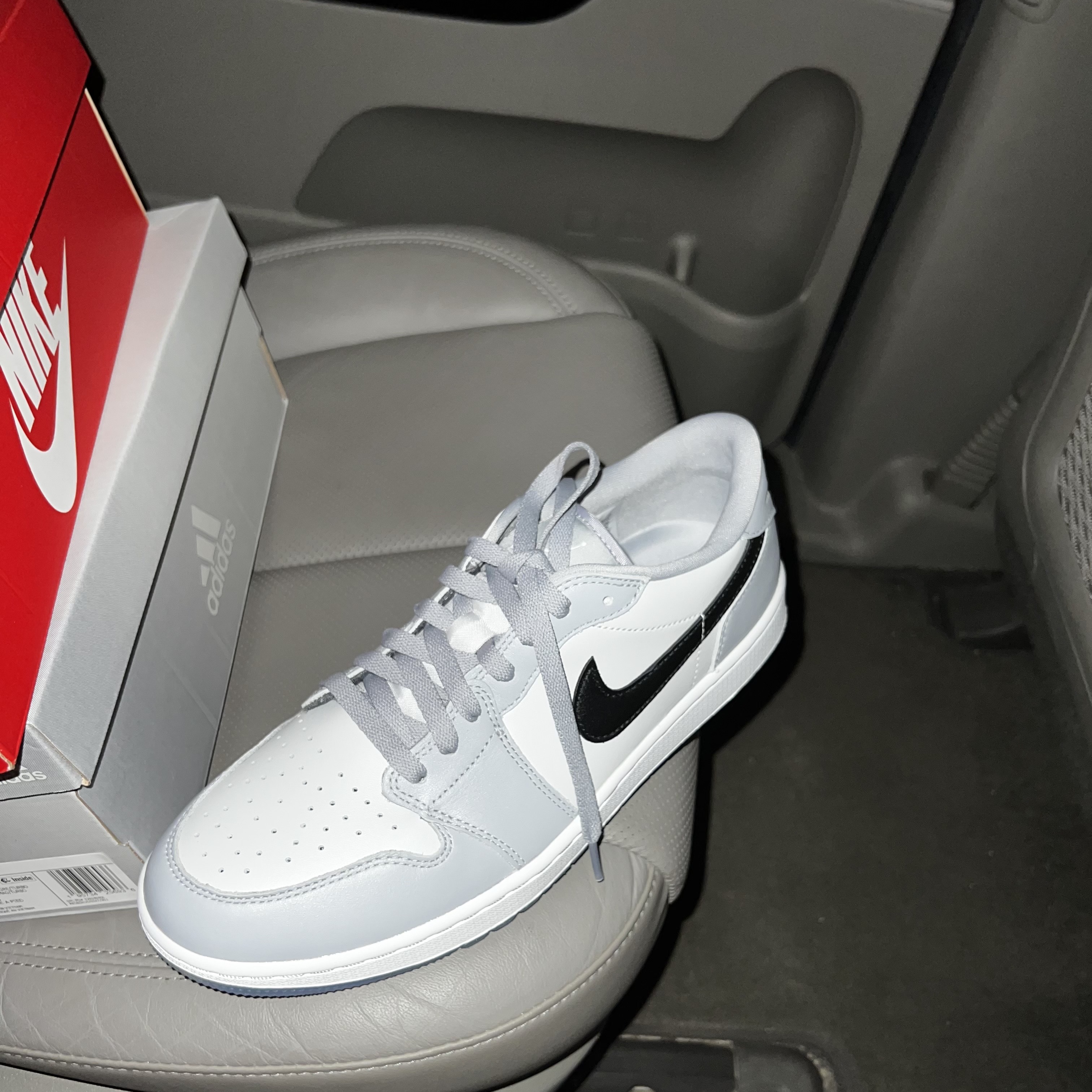 Jordan 1 Low Golf Wolf Grey, Nike Dunk Low Retro Wolf Grey 착용 스타일