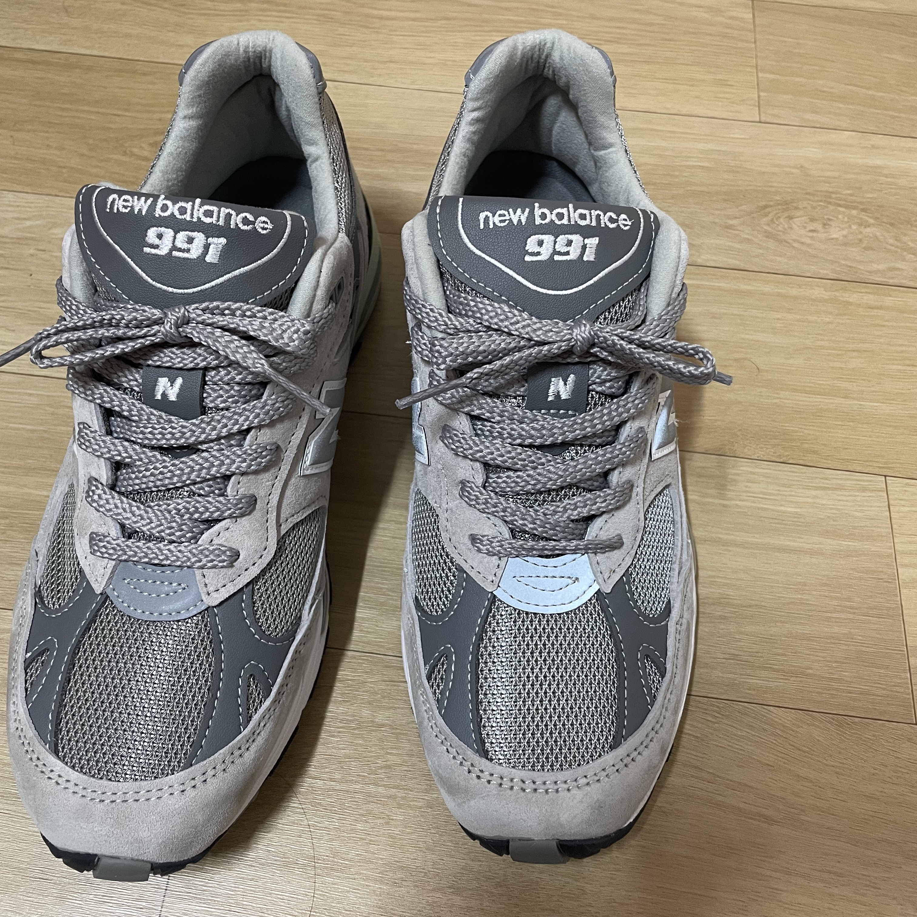New Balance 991 Made in UK Grey 착용 스타일 - 2