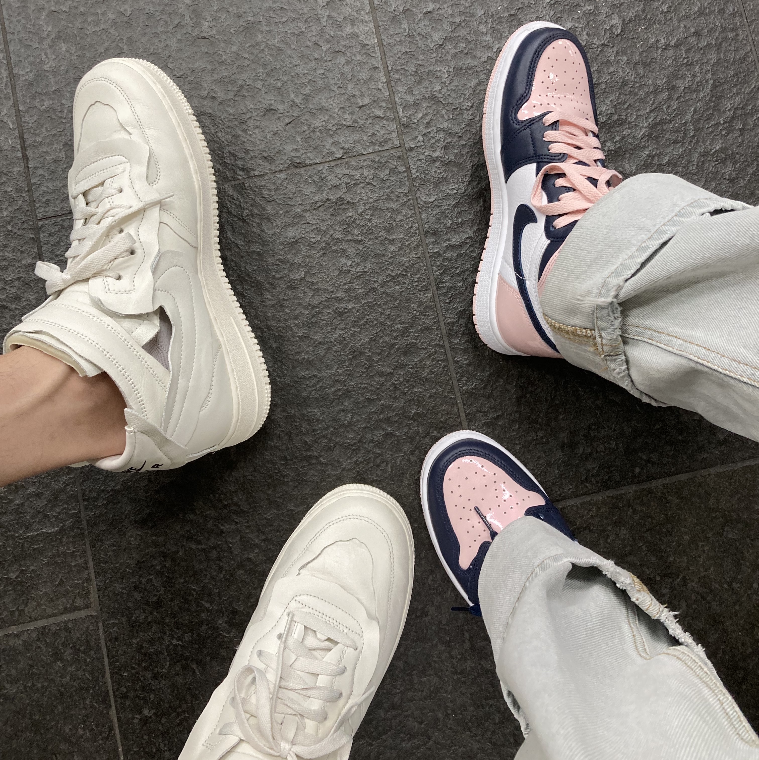Nike x Comme des Garcons Homme Plus Air Force Mid White, (W) Jordan 1 Retro High OG Atmosphere 착용 스타일