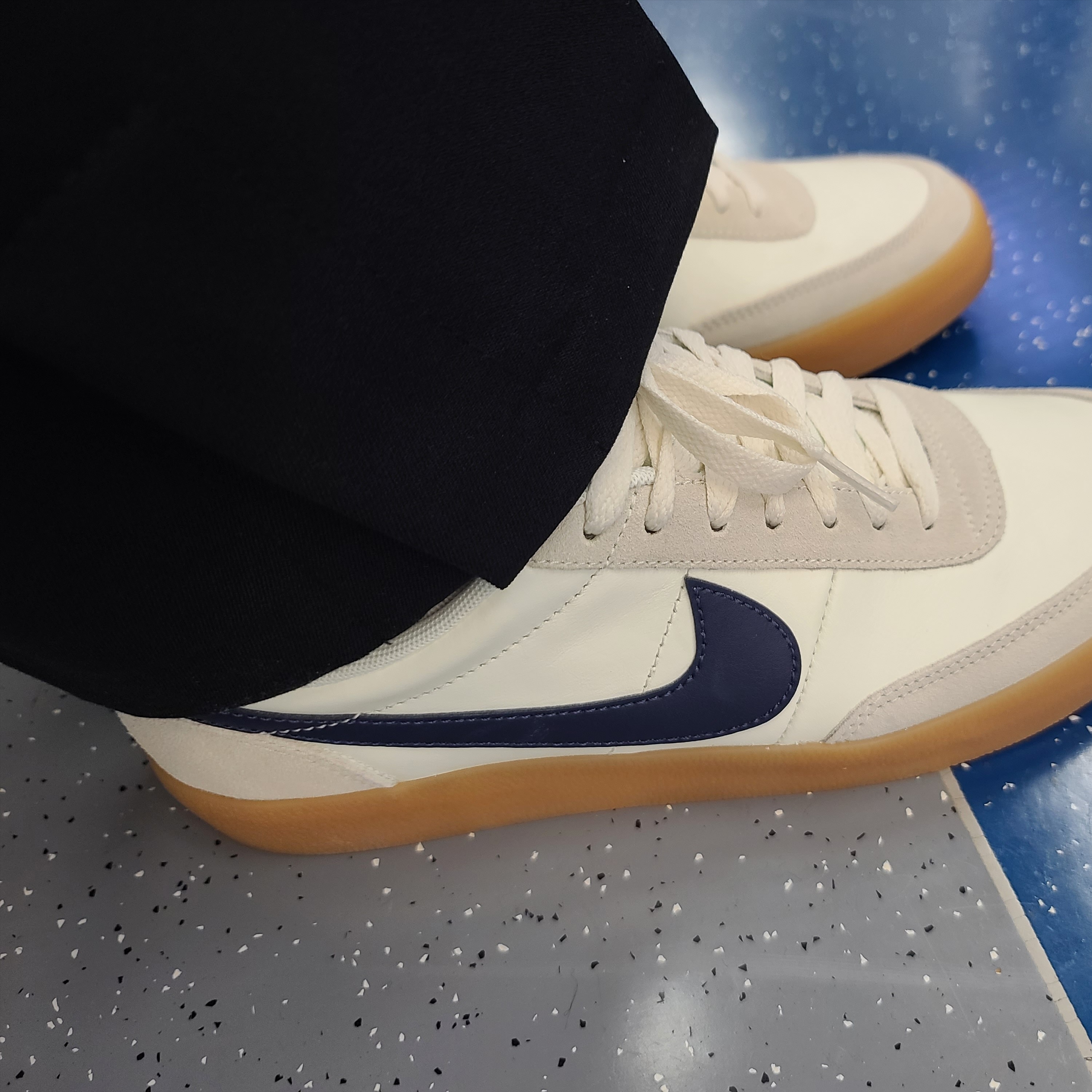 Nike x J.Crew Killshot 2 Sail Midnight Navy 착용 스타일 - 4