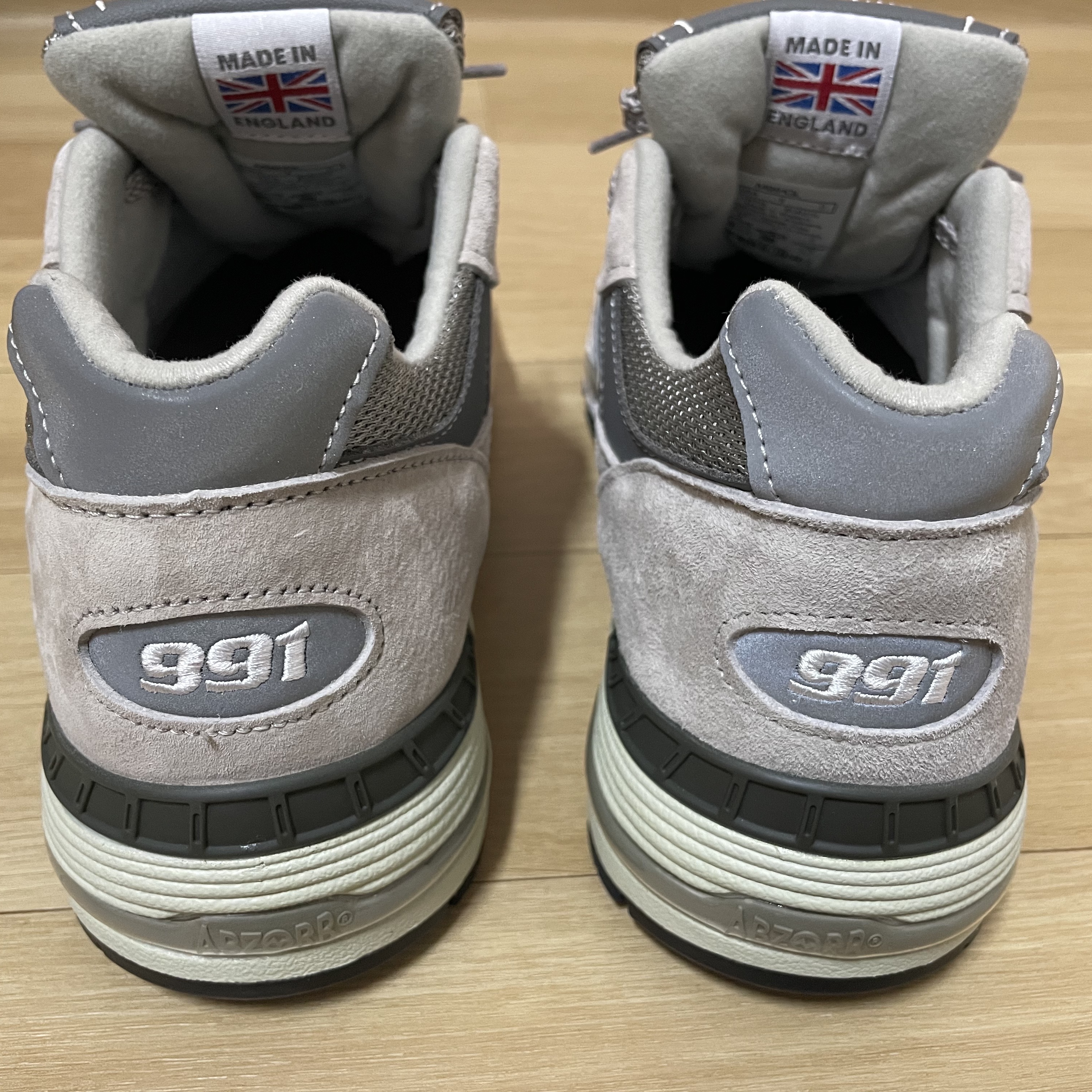 New Balance 991 Made in UK Grey 착용 스타일 - 3
