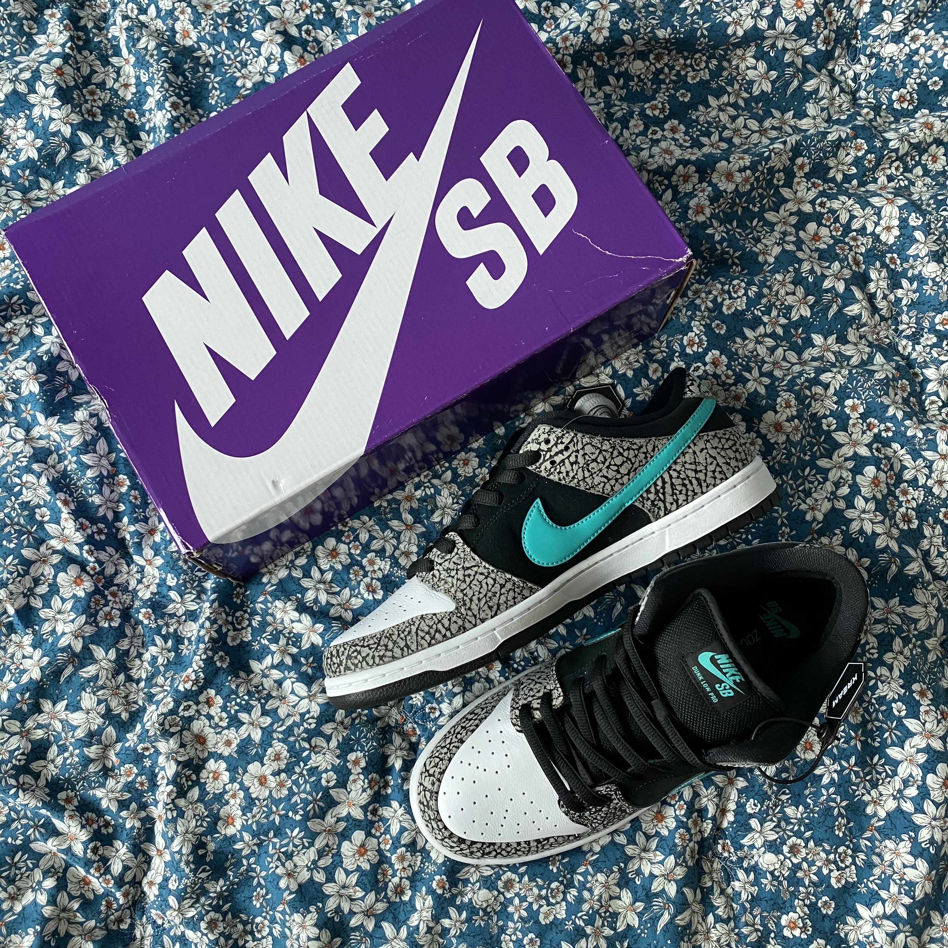 Nike SB Dunk Low Pro Clear Jade 착용 스타일
