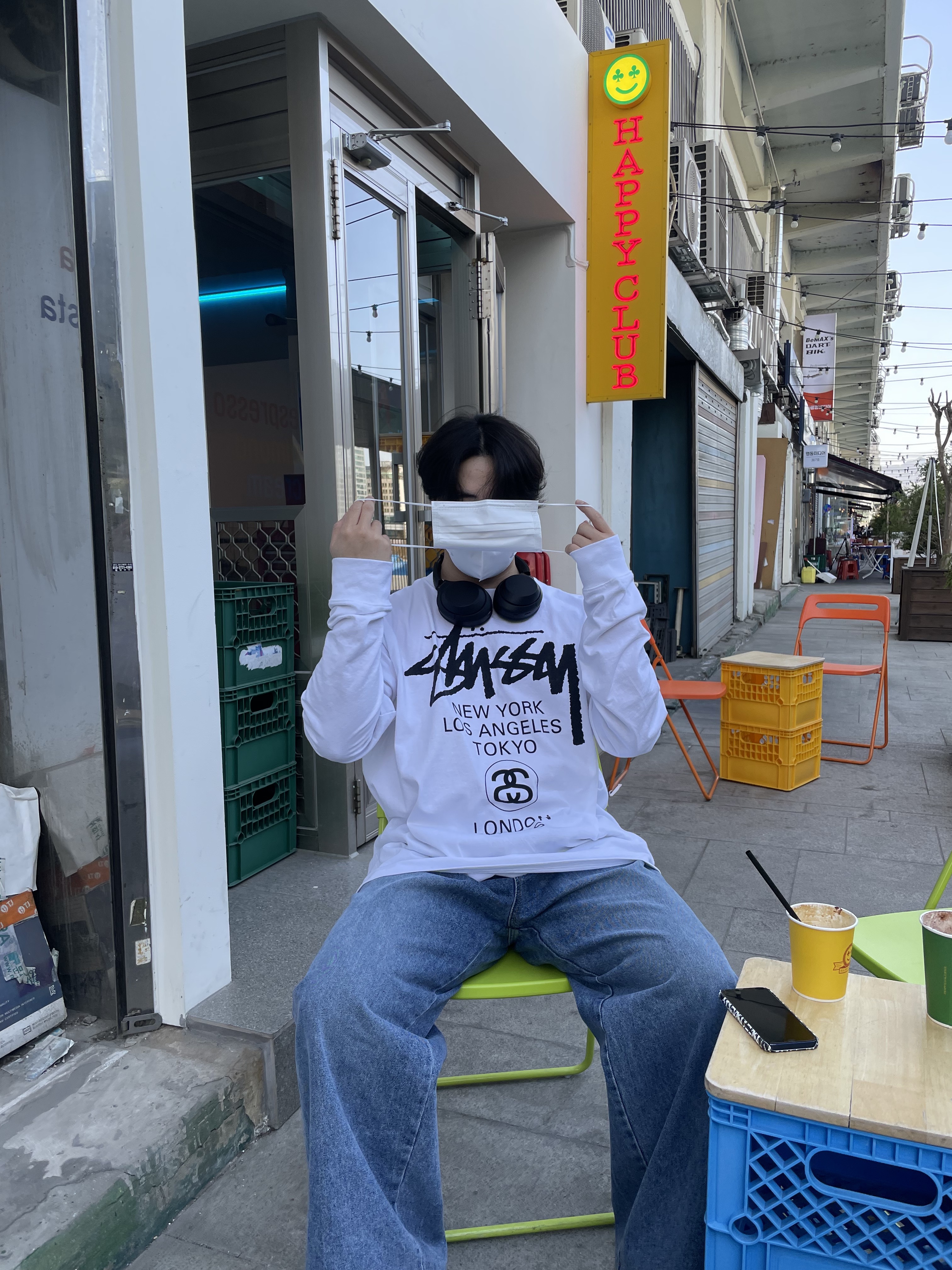 Stussy World Tour LS T-Shirt White, Jordan 1 Retro High OG CO.JP Midnight Navy 착용 스타일 - 2