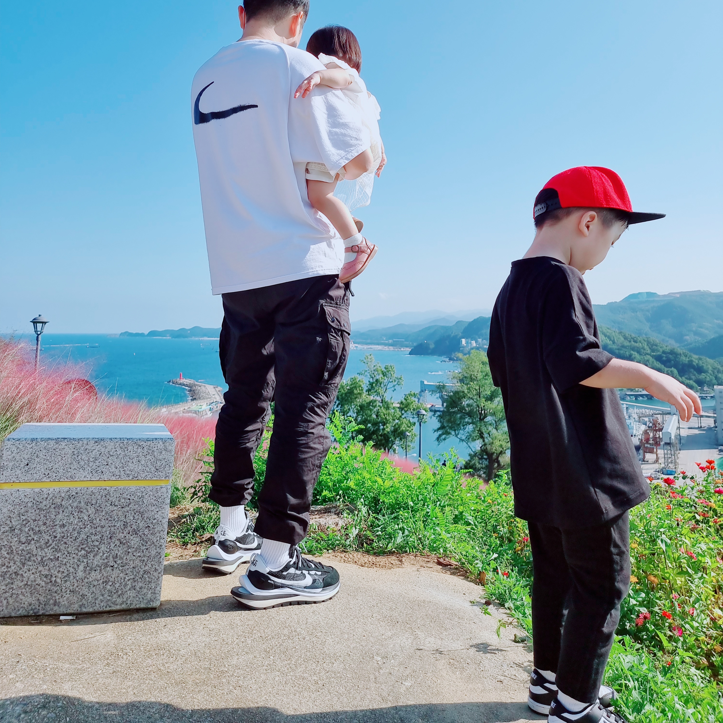 Stone Island 31303 Cargo Pants Black - 21SS, Nike x Off-White NRG Short Sleeve T-Shirt White 착용 스타일