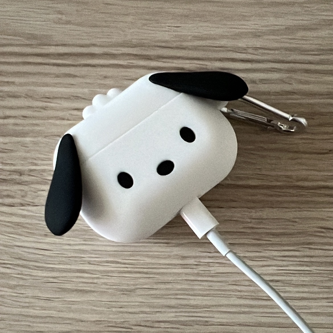 Apple AirPods Pro with MagSafe Charging Case (Korean Ver.) 착용 스타일