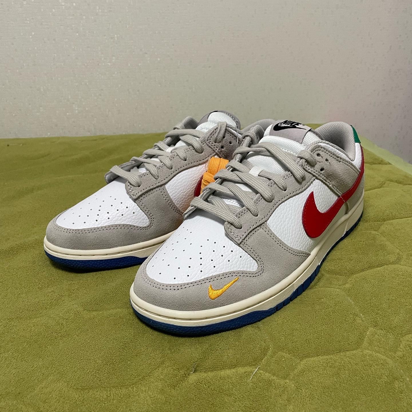 Nike Dunk Low Light Iron Ore 착용 스타일 - 3
