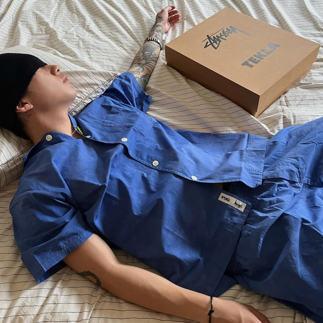 Stussy x Tekla SS Poplin Pajama Shirt Ultramarine - 22SS, Stussy x Tekla Poplin Pajama Shorts Ultramarine - 22SS 착용 스타일 - 2
