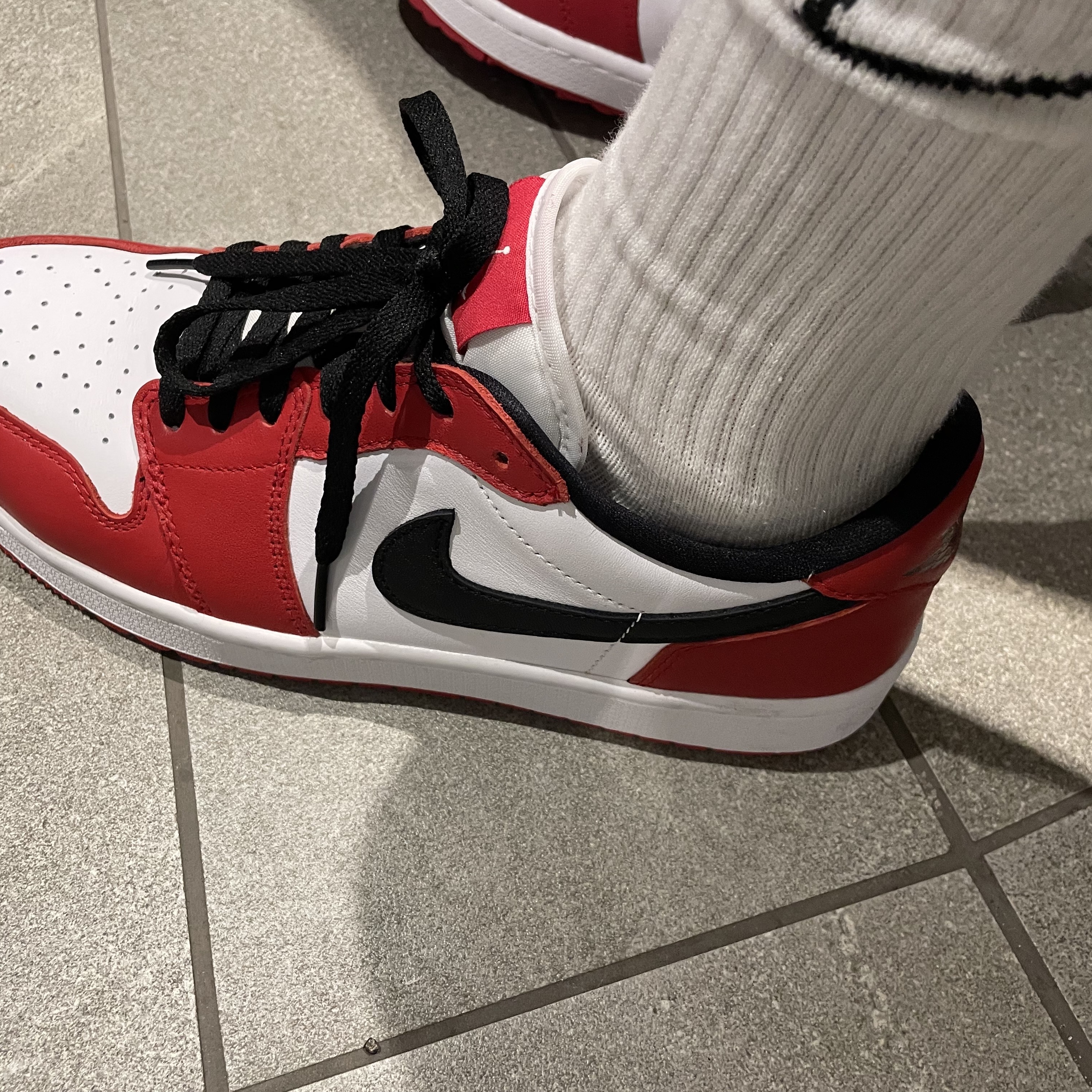 Jordan 1 Low Golf Chicago 착용 스타일