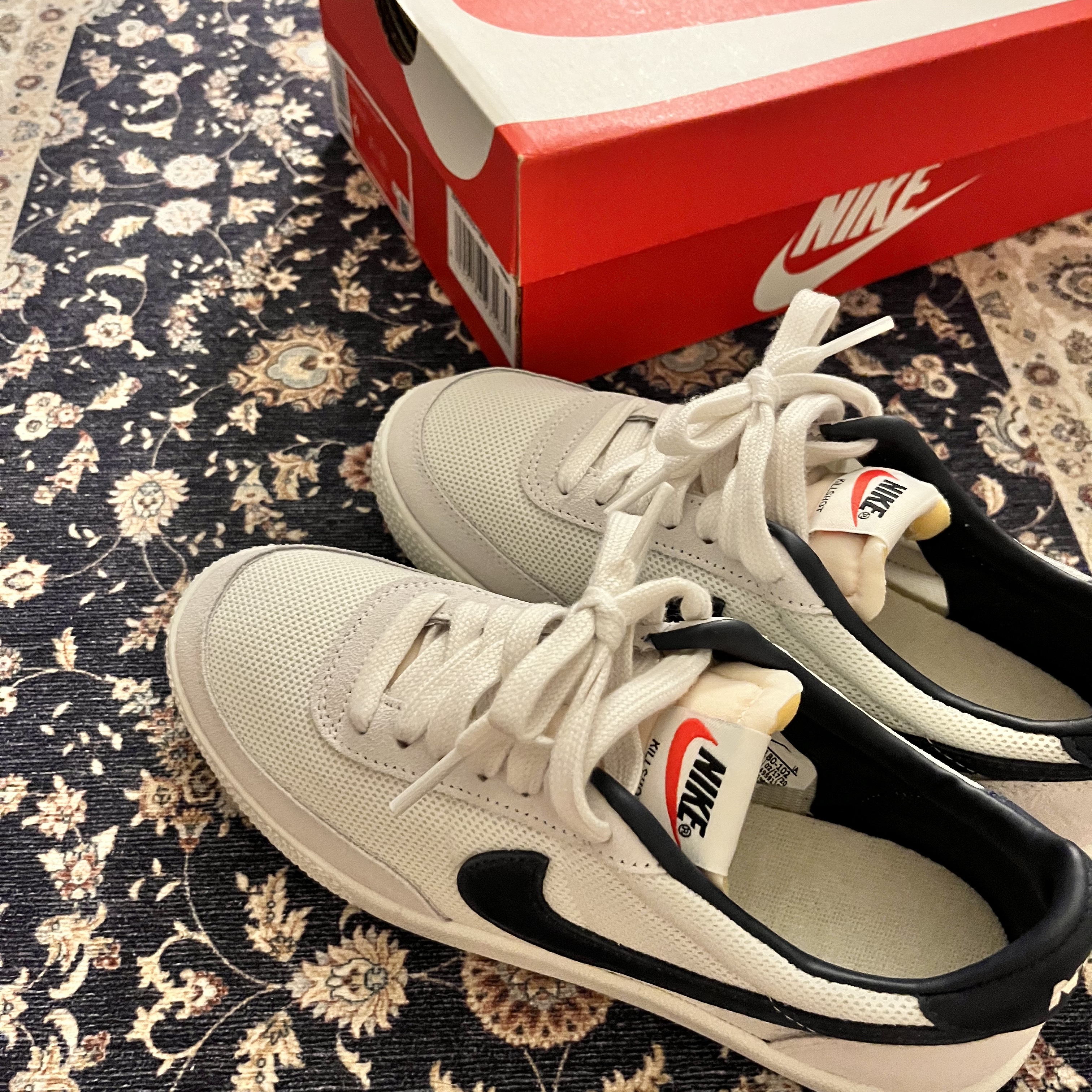 Nike Killshot OG Sail Midnight Navy 착용 스타일