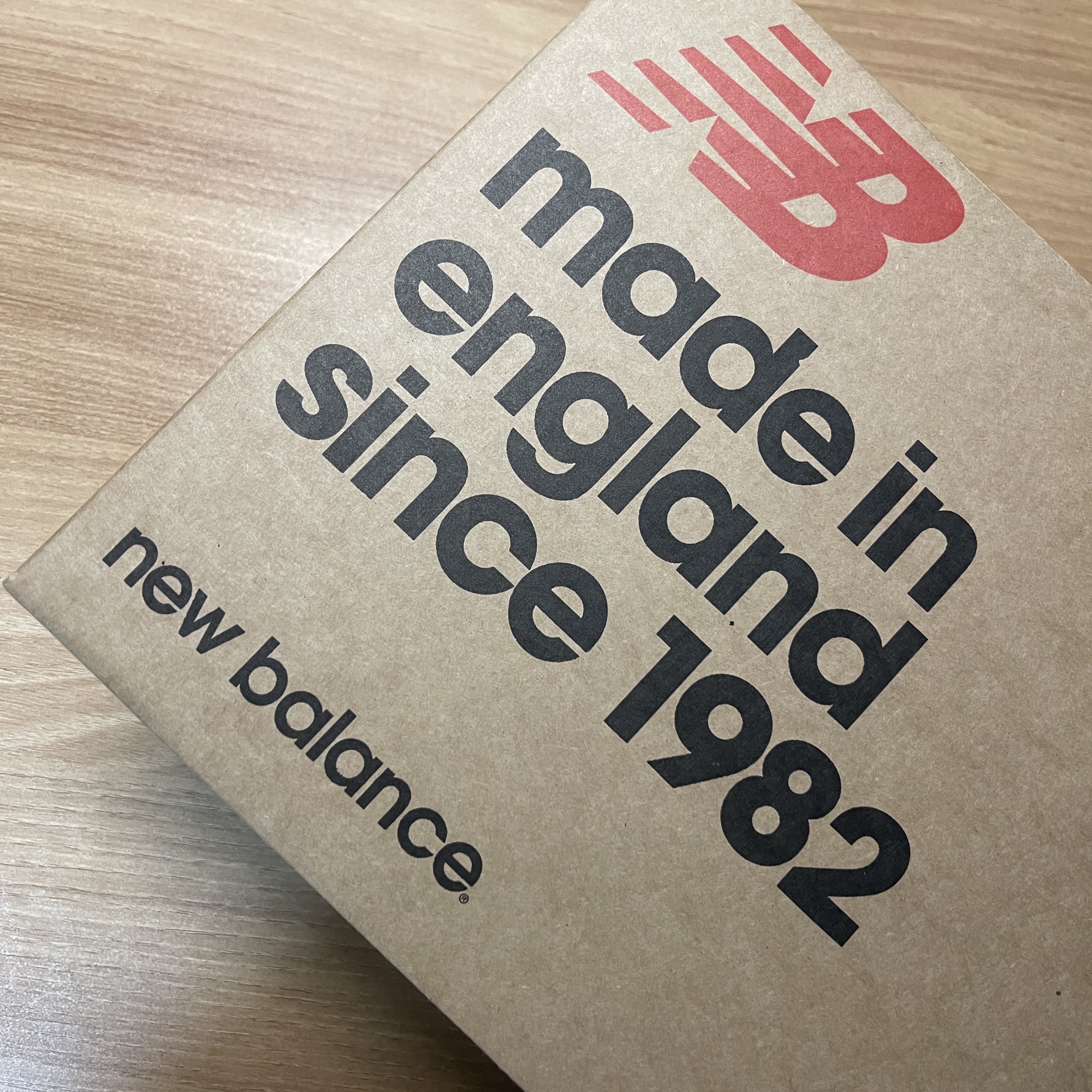 New Balance 991 Made in UK Brown 착용 스타일 - 1