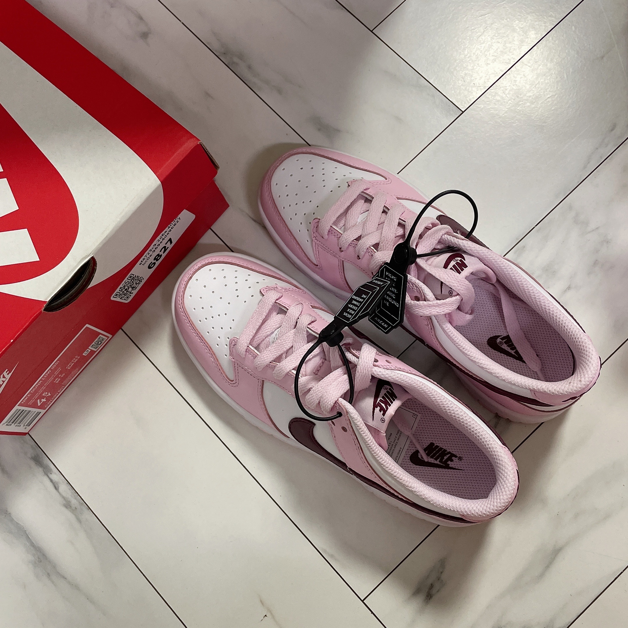 (GS) Nike Dunk Low Pink Foam 착용 스타일 - 4