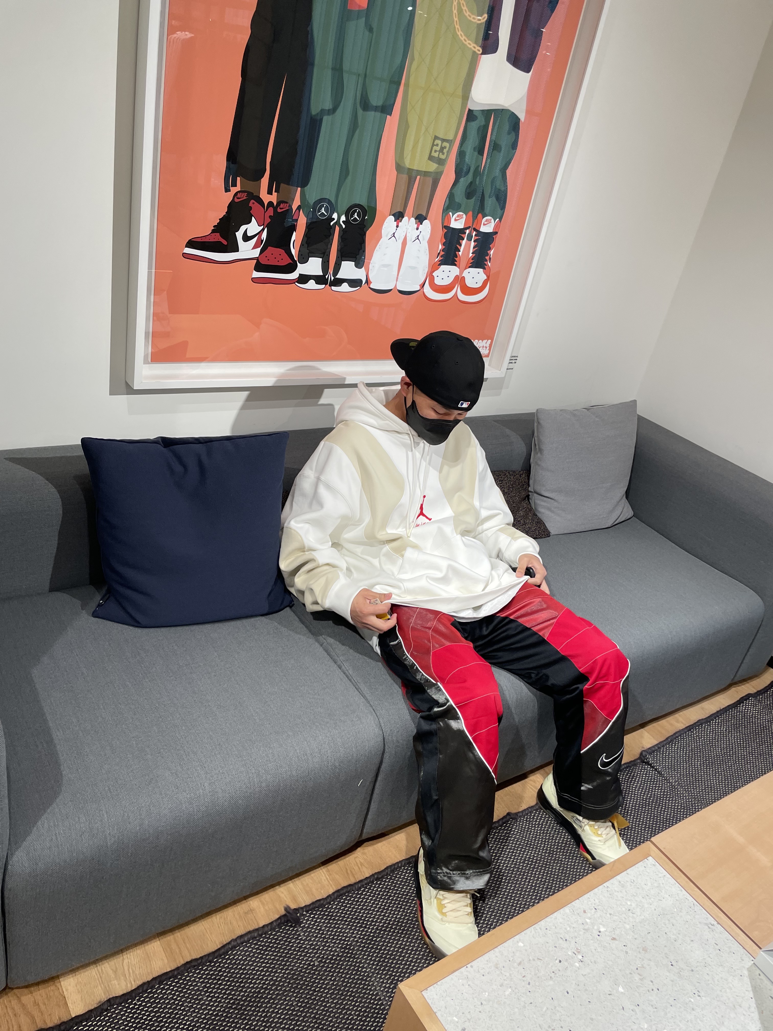 Nike x Cactus Plant Flea Market MX Rave Pants Red Grey Black - US/EU, Jordan 5 x Off-White Retro SP Sail Fire Red 착용 스타일 - 2