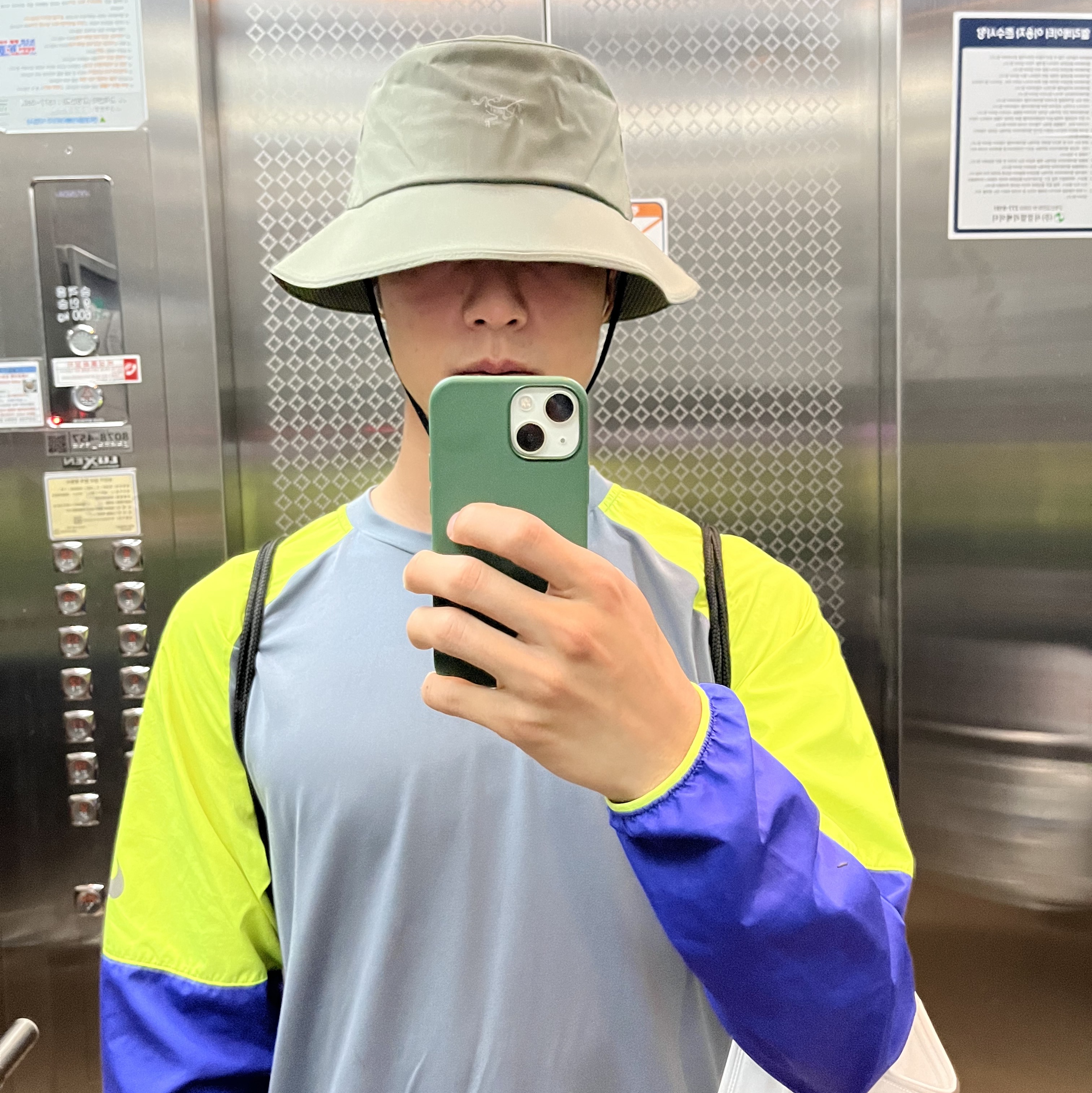 Arc'teryx Sinsolo Hat Forage 착용 스타일