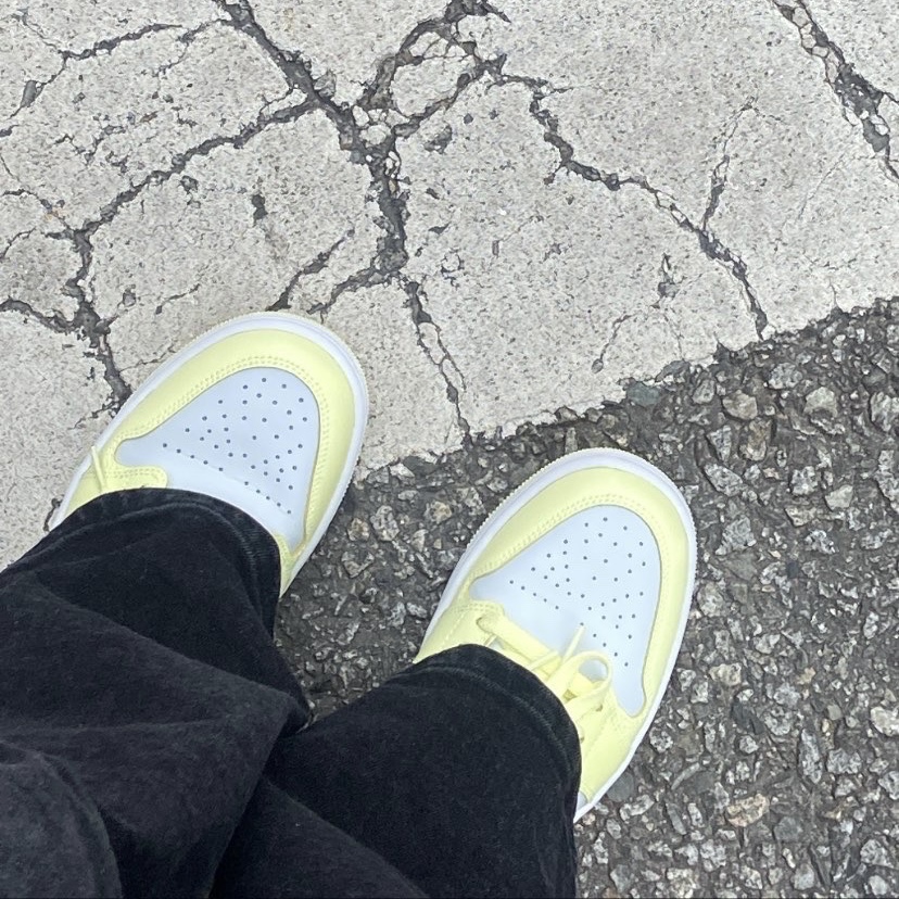 (W) Jordan 1 Low Citron Tint 착용 스타일 - 5