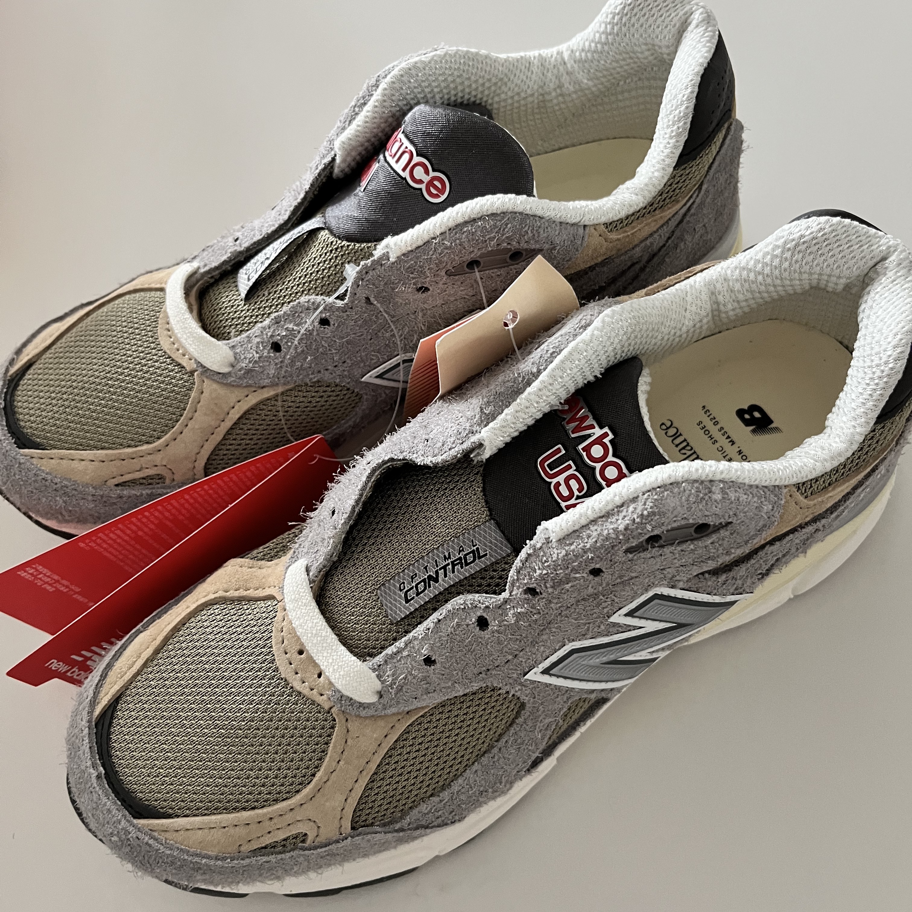 New Balance 990v3 Made in USA Marblehead Incense 착용 스타일