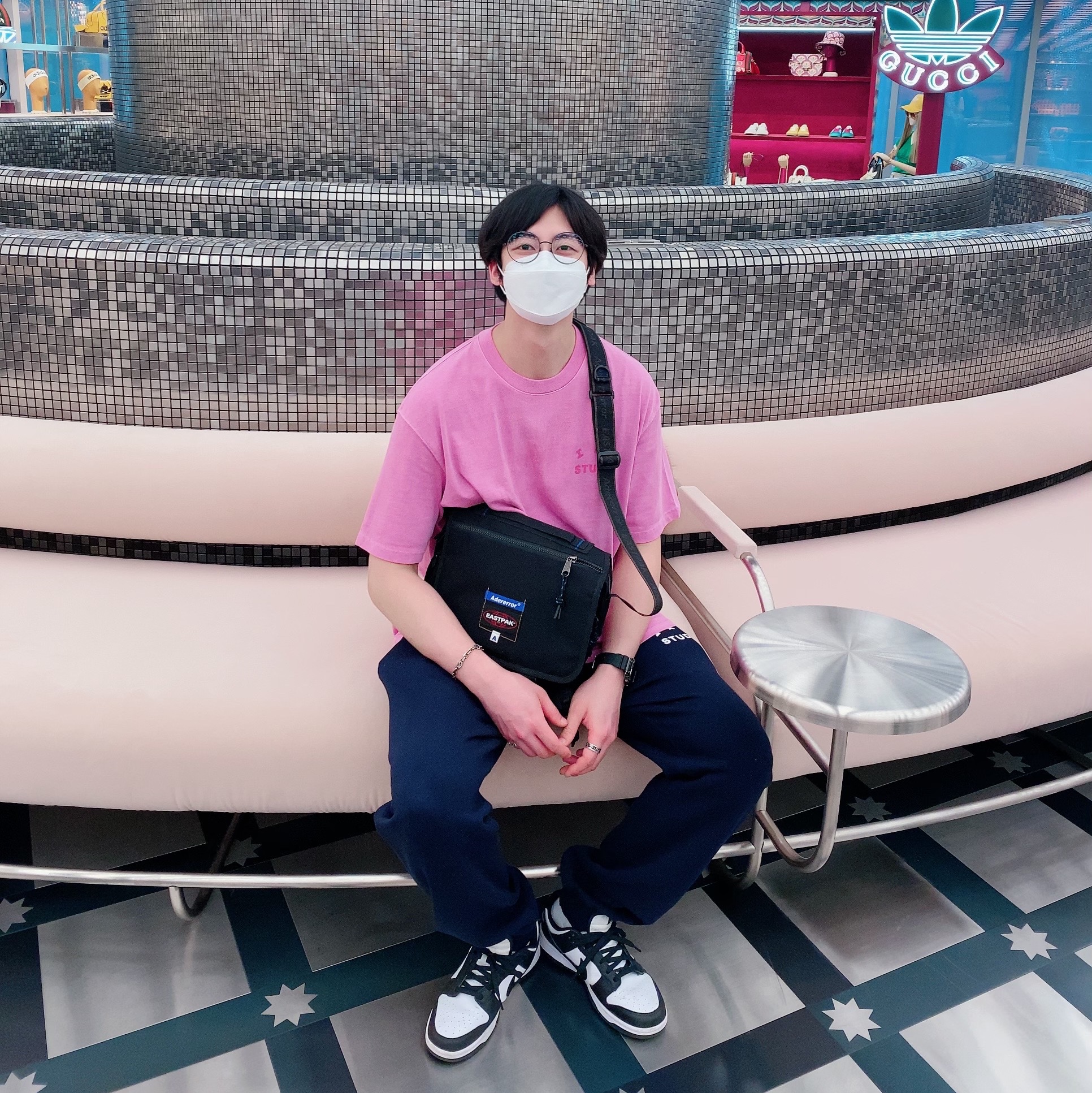 Ader Error x Eastpak CrossBody Bag Black, Nike Dunk Low Retro Black 착용 스타일