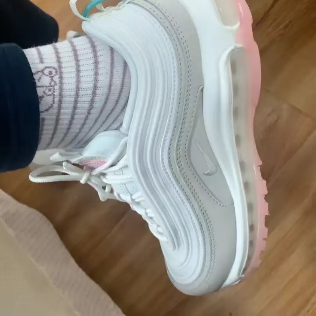 (W) Nike Air Max 97 Summit White Rose 착용 스타일 - 2