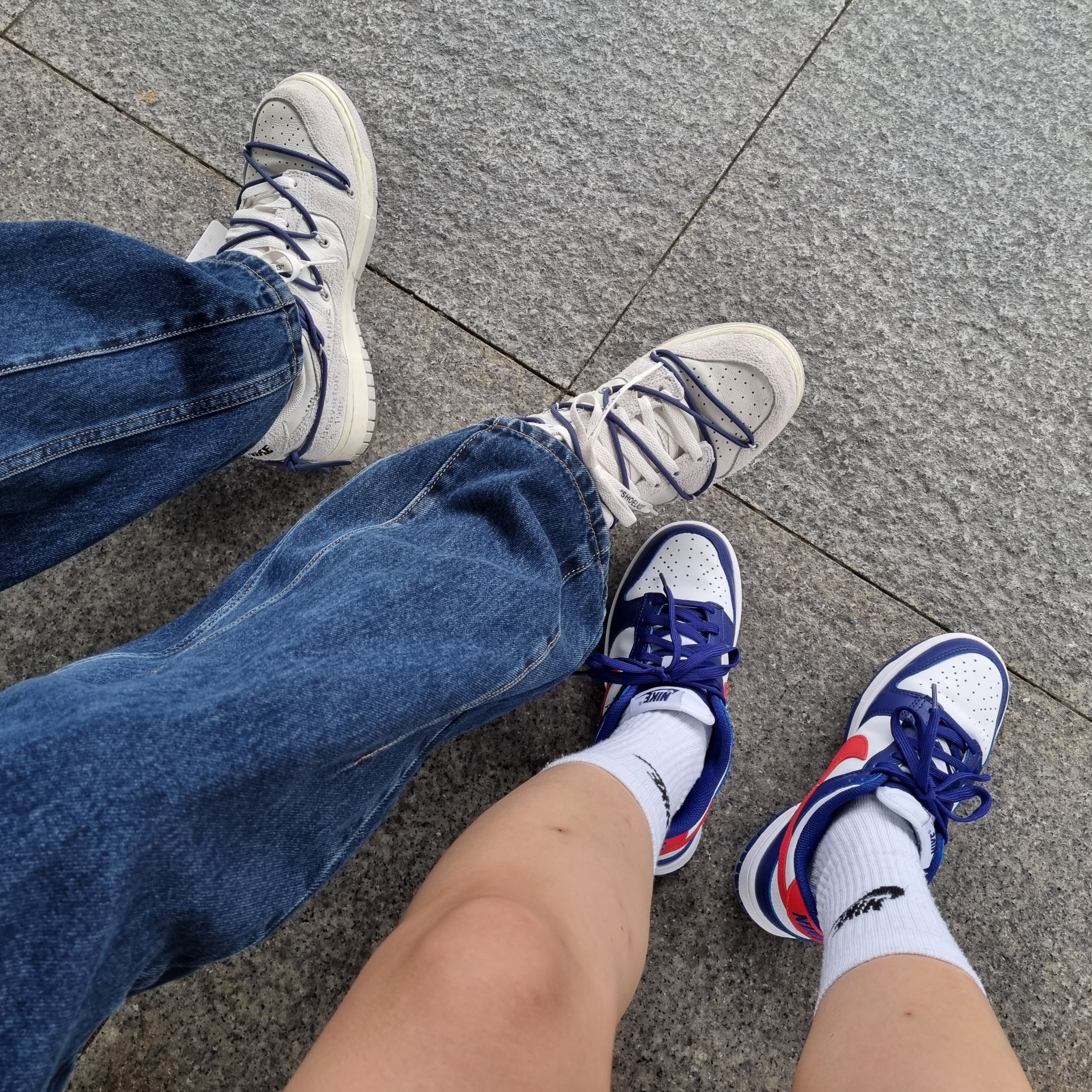 Nike x Off-White Dunk Low The 50 - Lot 18, (W) Nike Dunk Low White and University Red 착용 스타일