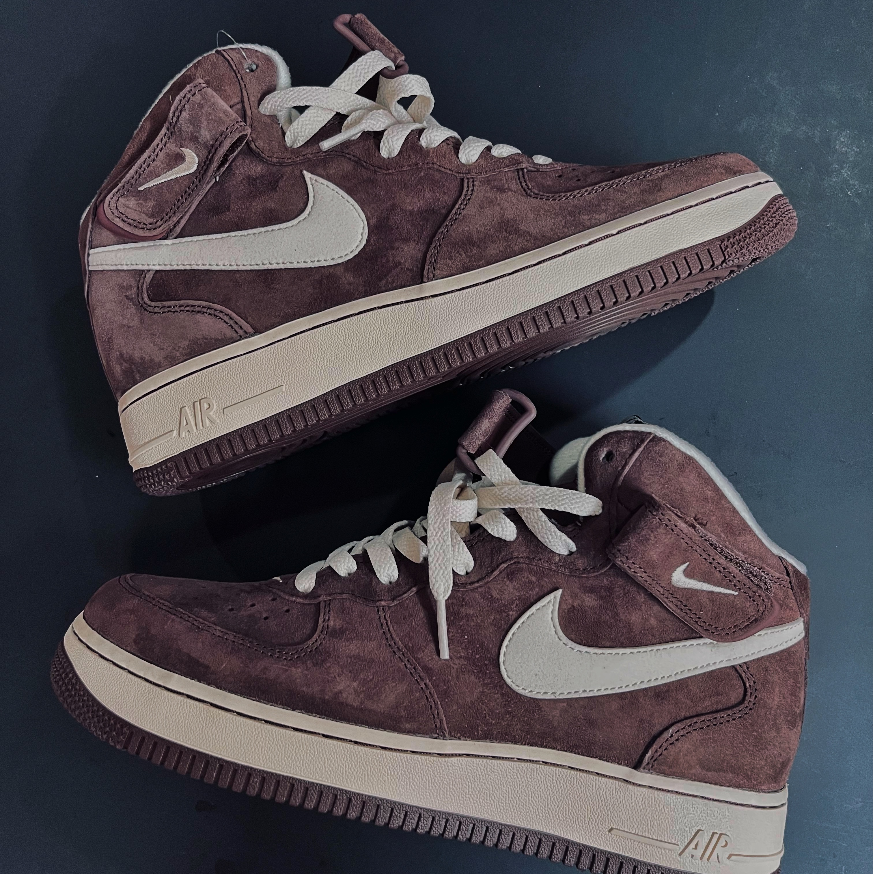 Nike Air Force 1 Mid '07 QS Chocolate 착용 스타일