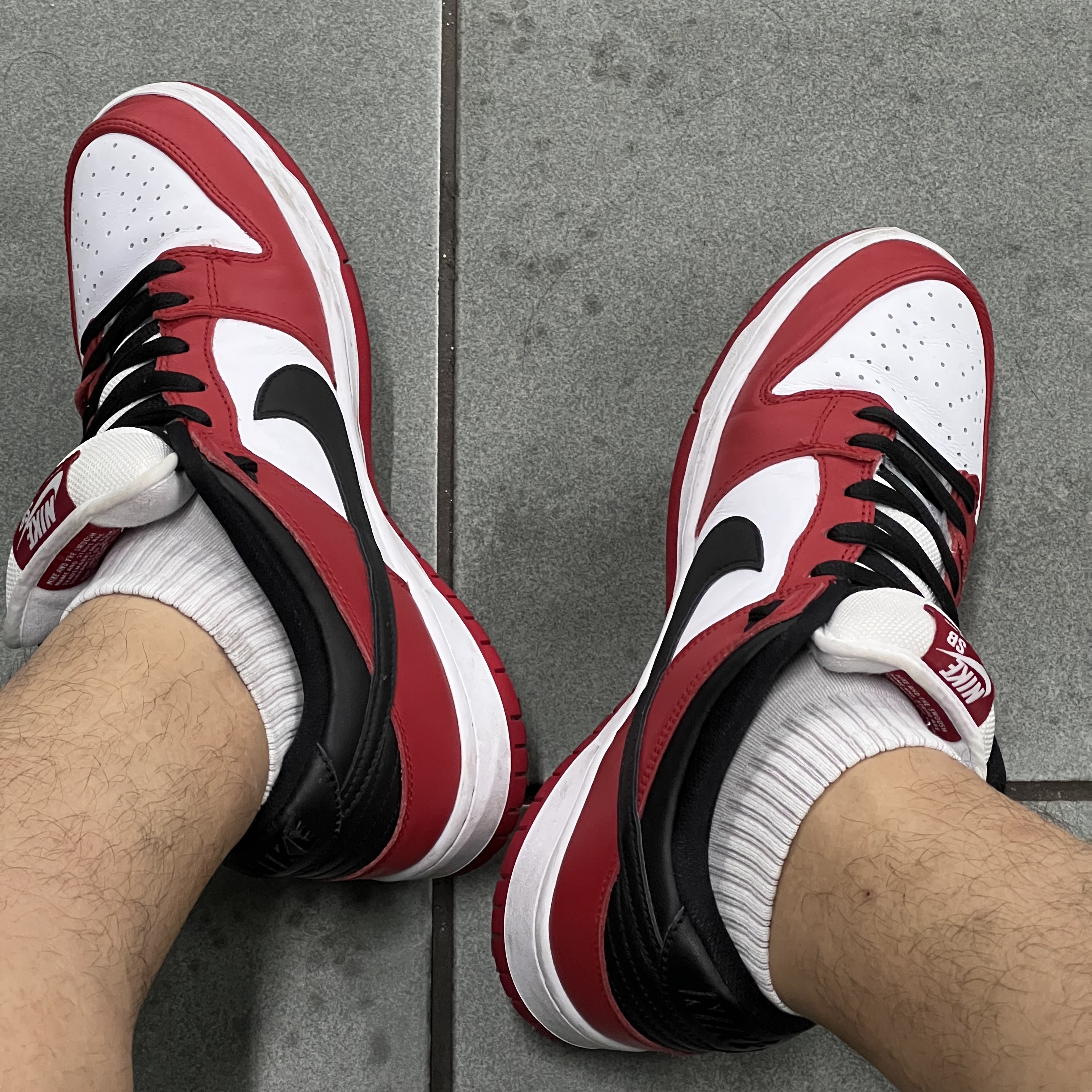 Nike SB Dunk Low Pro Chicago 착용 스타일