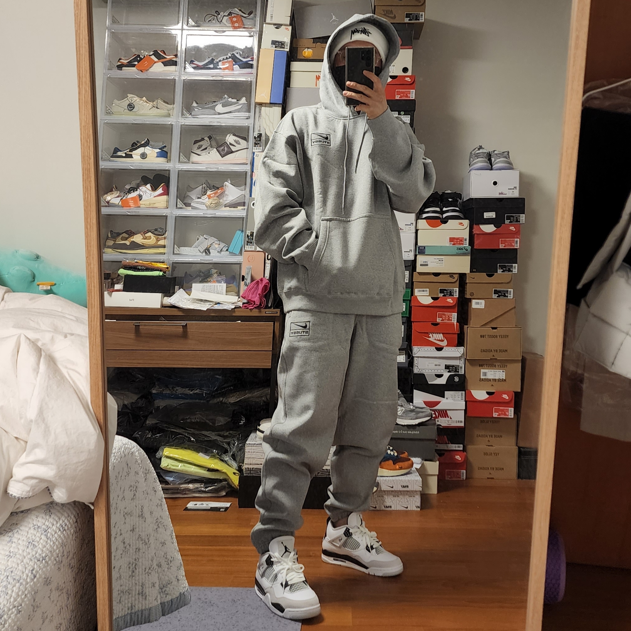 Nike x Stussy NRG RA Fleece Pants Dark Grey Heather (DJ9490-063), Nike x Stussy NRG RA Pullover Hoodie Dark Grey Heather (DJ9488-063) 착용 스타일 - 2
