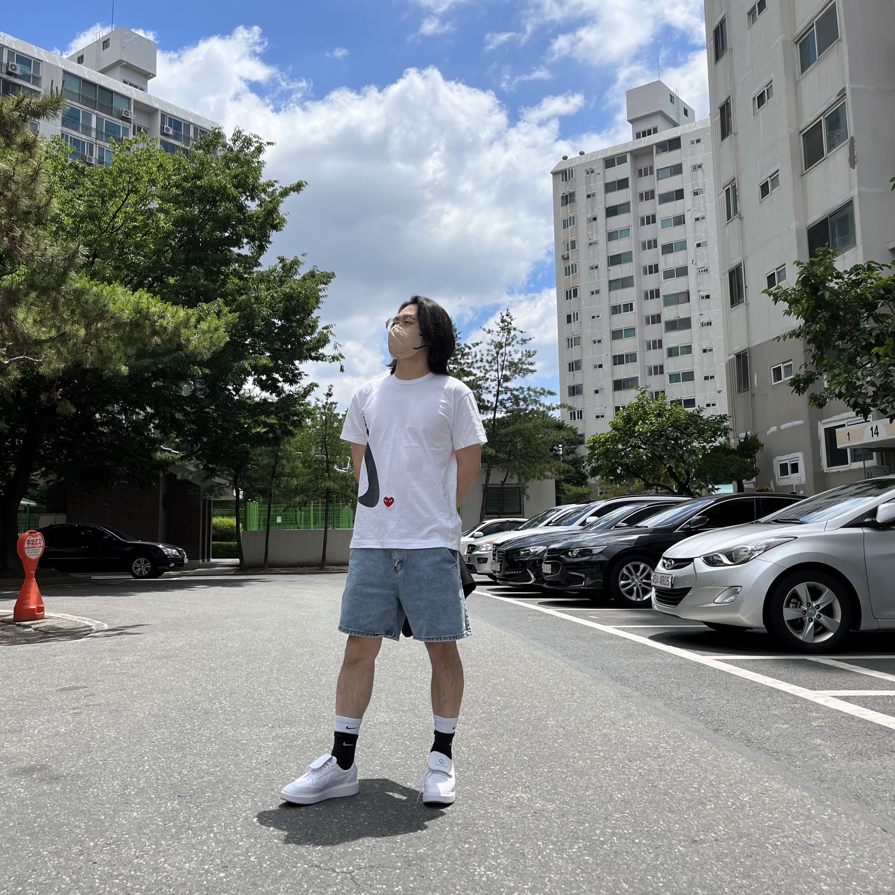 Play Comme des Garcons x Nike T-Shirt White, Nike x Peaceminusone Kwondo1 White 착용 스타일