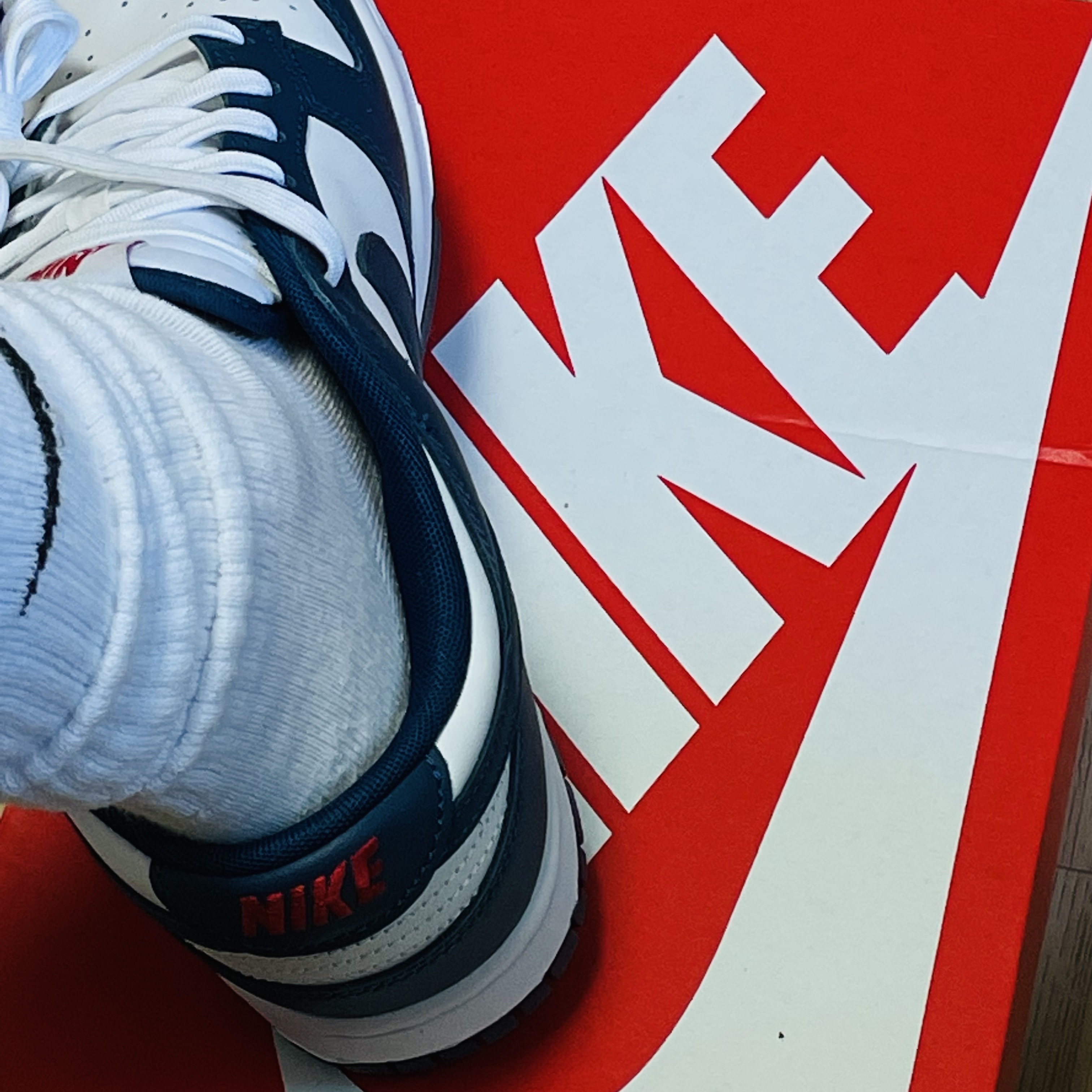 Nike Dunk Low Retro Valerian Blue 착용 스타일 - 2