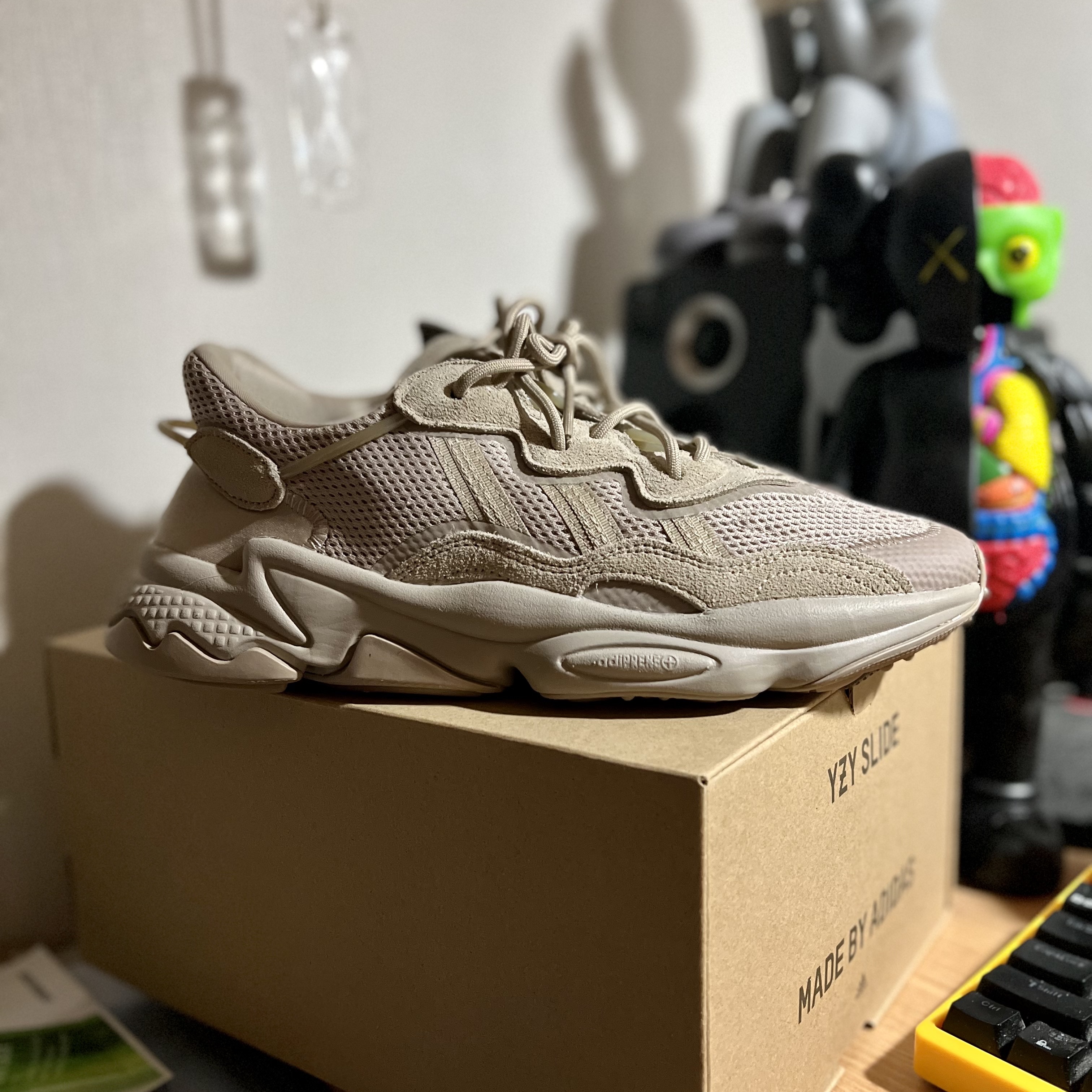 Adidas Yeezy 500 Blush 2022 착용 스타일