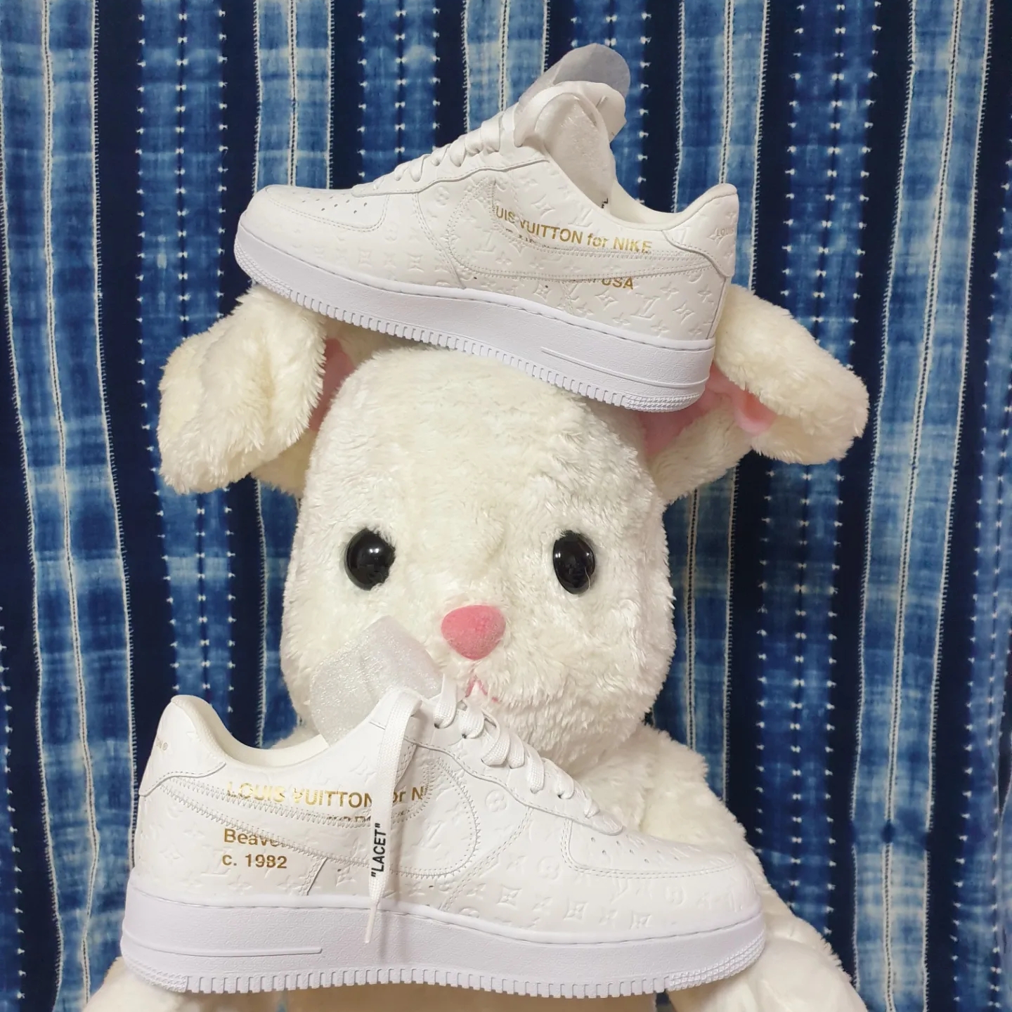 Louis Vuitton x Nike Air Force 1 Low by Virgil Abloh White 착용 스타일 - 3