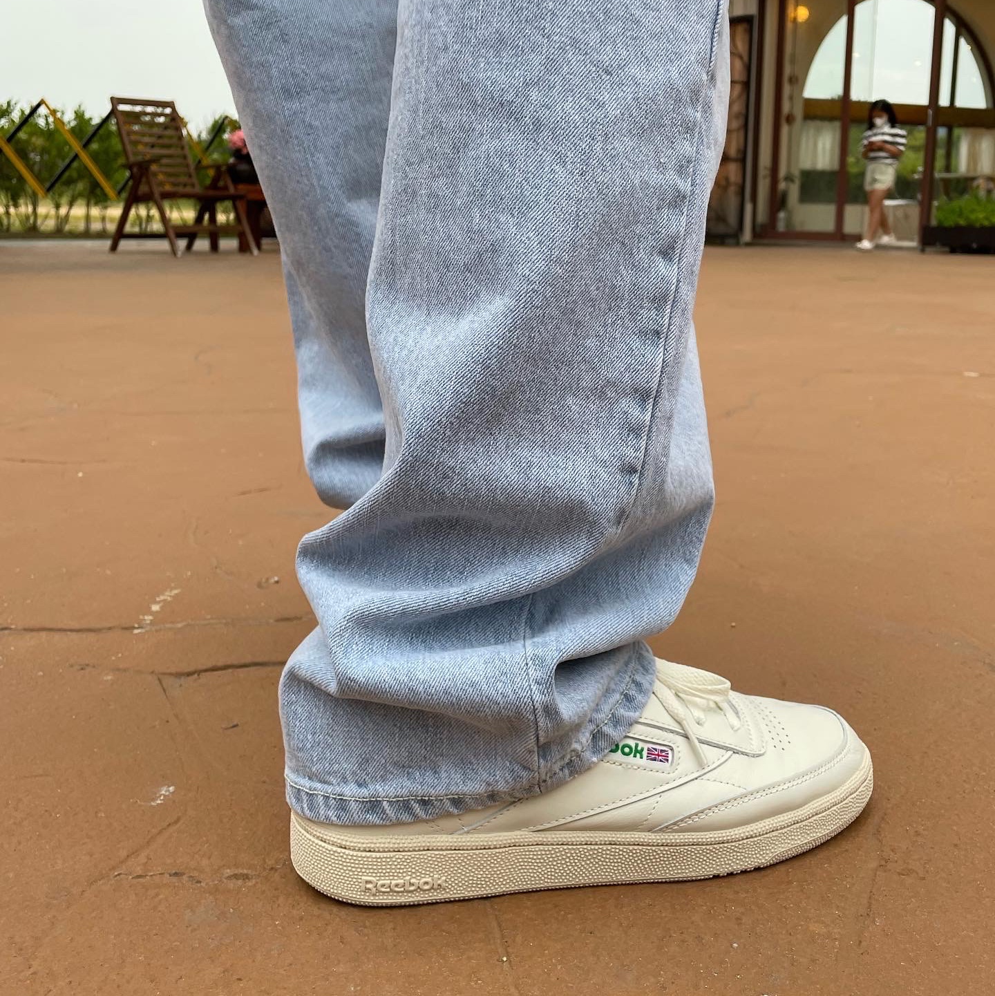 Reebok Club C 85 Vintage Chalk Green 착용 스타일 - 3