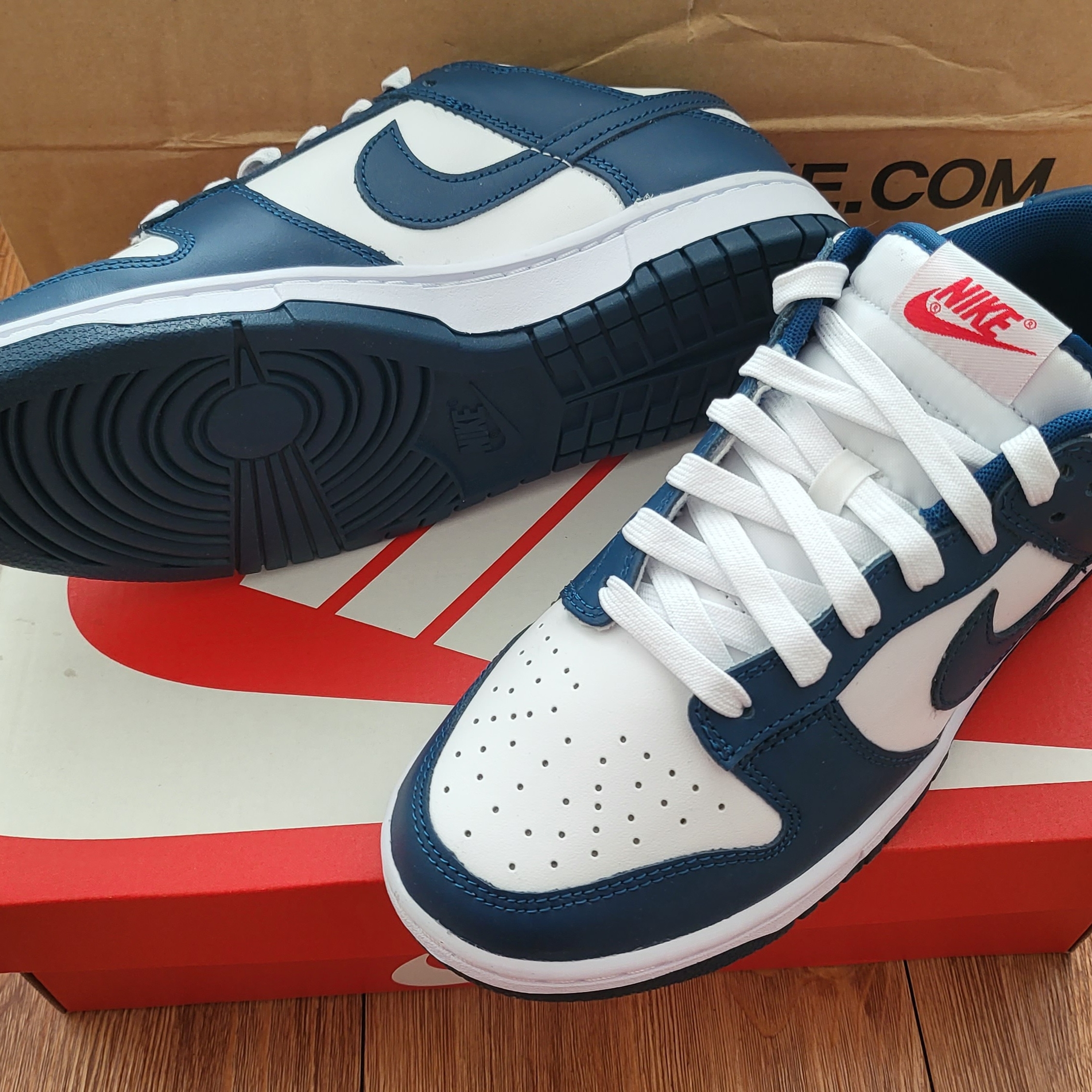 Nike Dunk Low Retro Valerian Blue 착용 스타일 - 2