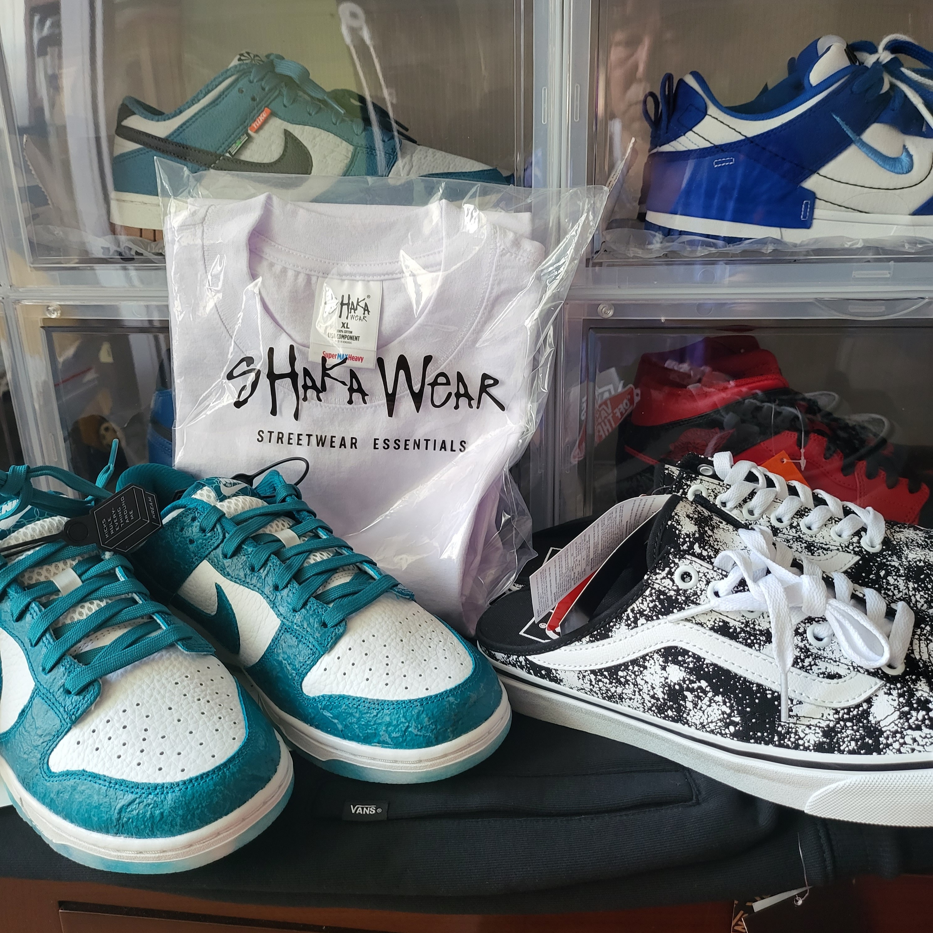 (W) Nike Dunk Low Ocean, Vans Style 36 Bandana Black 착용 스타일 - 1