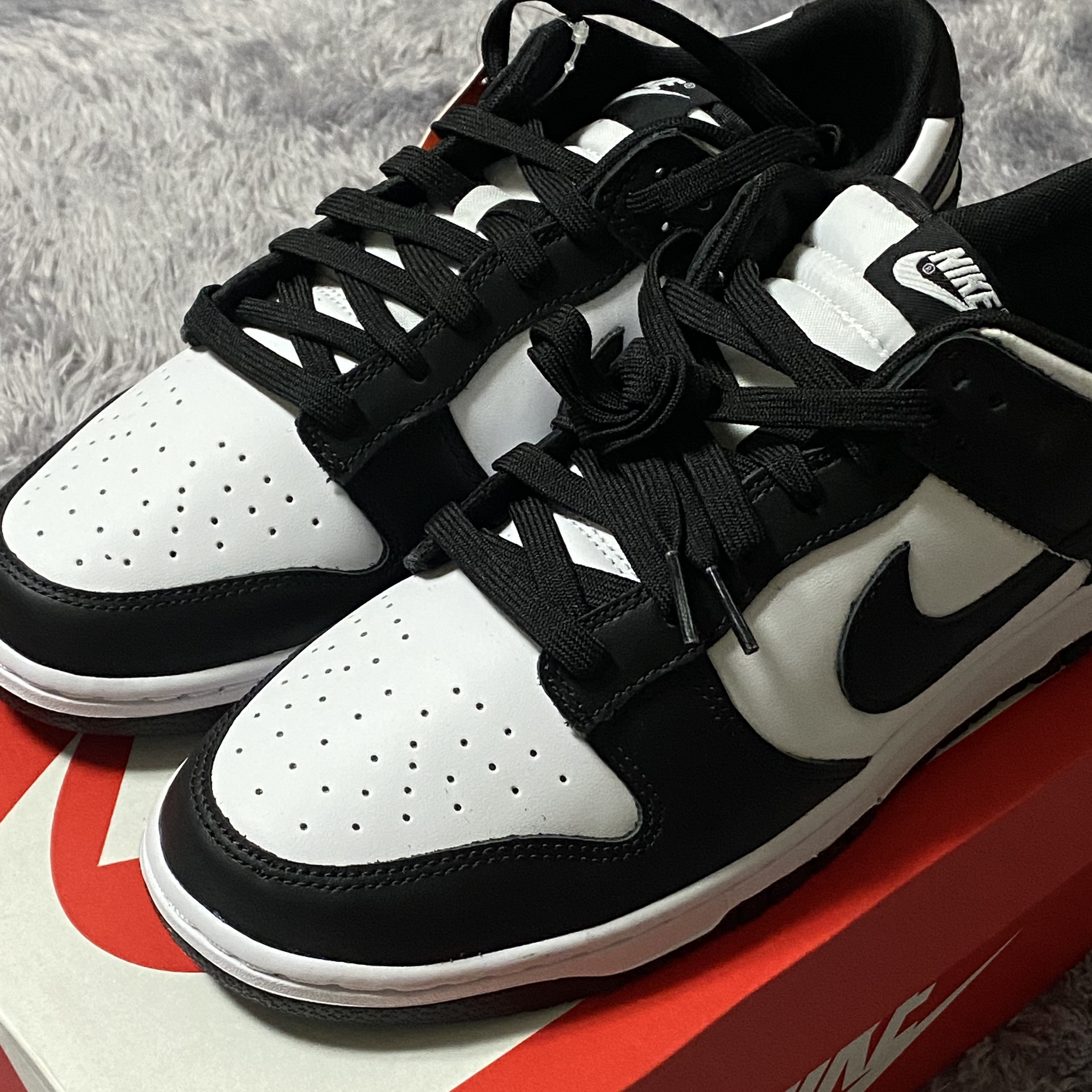 Nike Dunk Low Retro Black 착용 스타일
