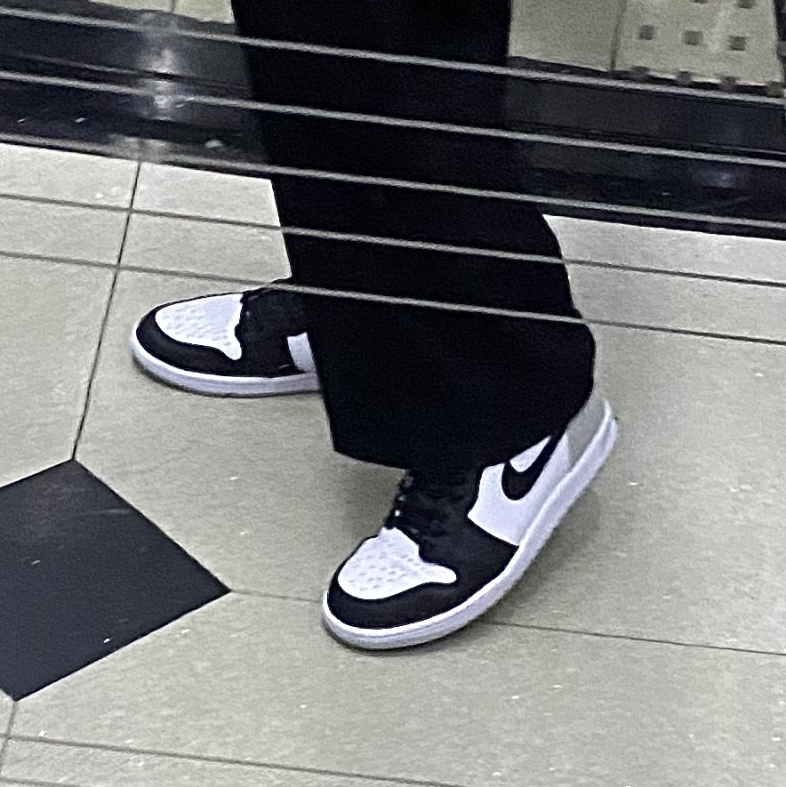 Jordan 1 Retro High OG Bleached Coral 착용 스타일 - 1
