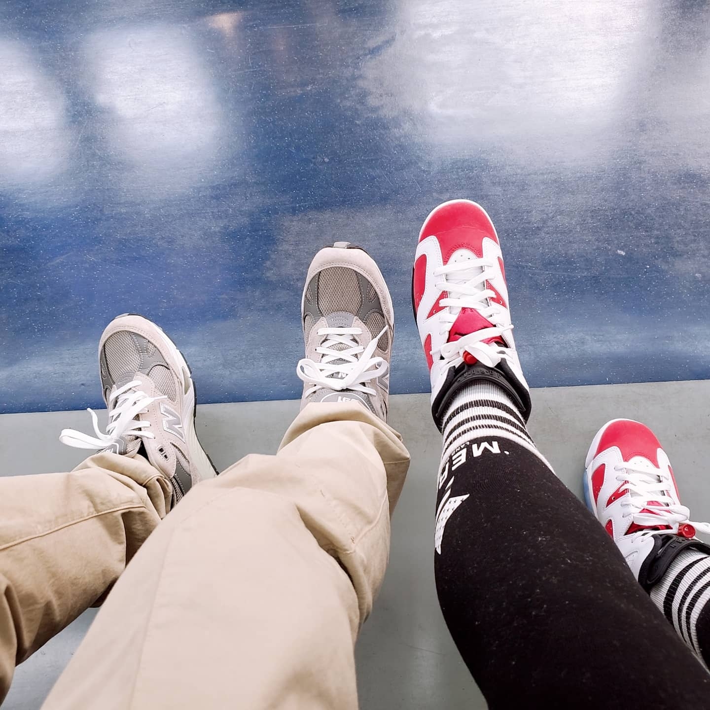 New Balance 992 Made in USA Grey - D Standard, Jordan 6 Retro Carmine 2021 착용 스타일