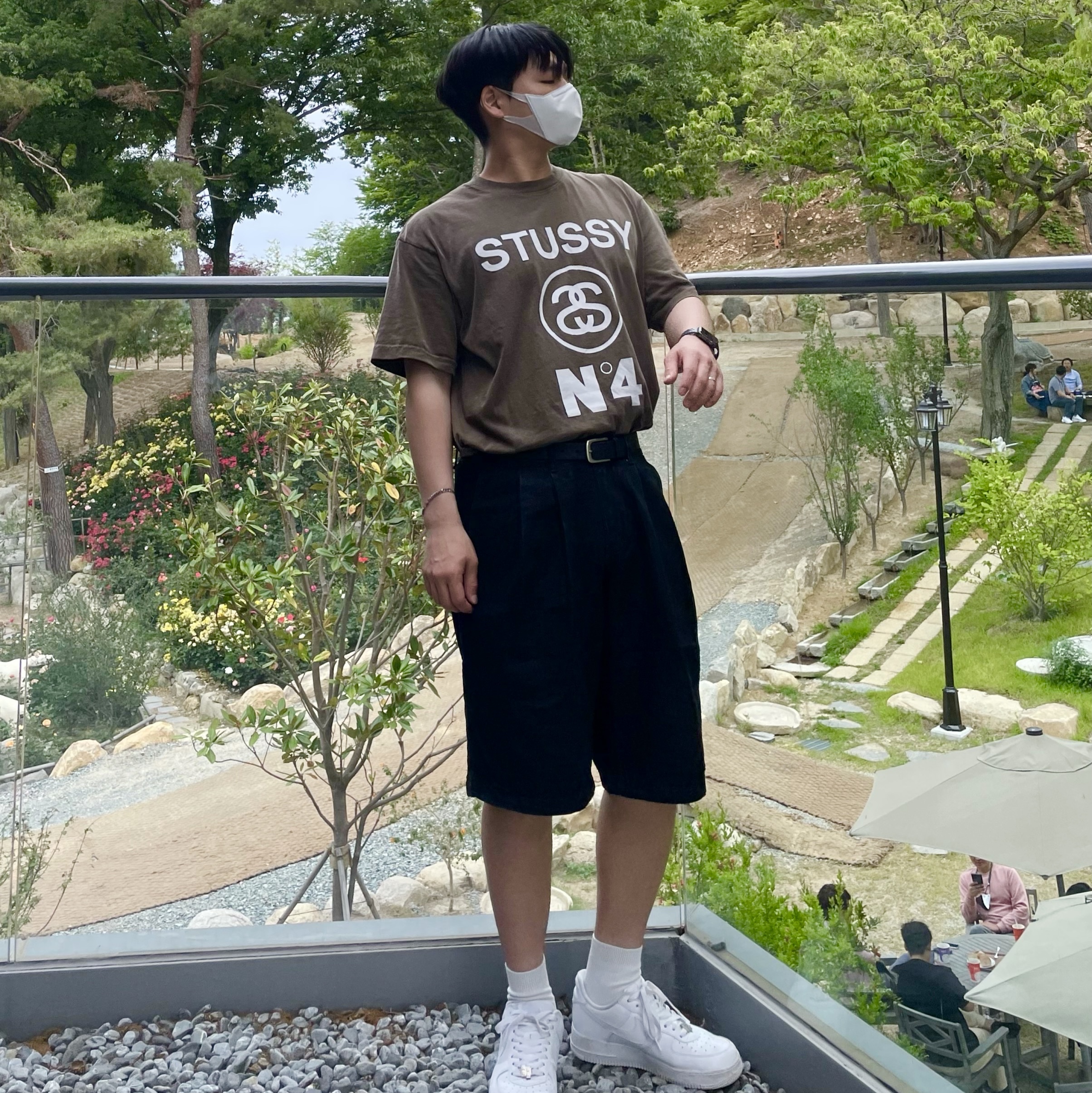 Nike x Supreme Air Force 1 Low White 착용 스타일