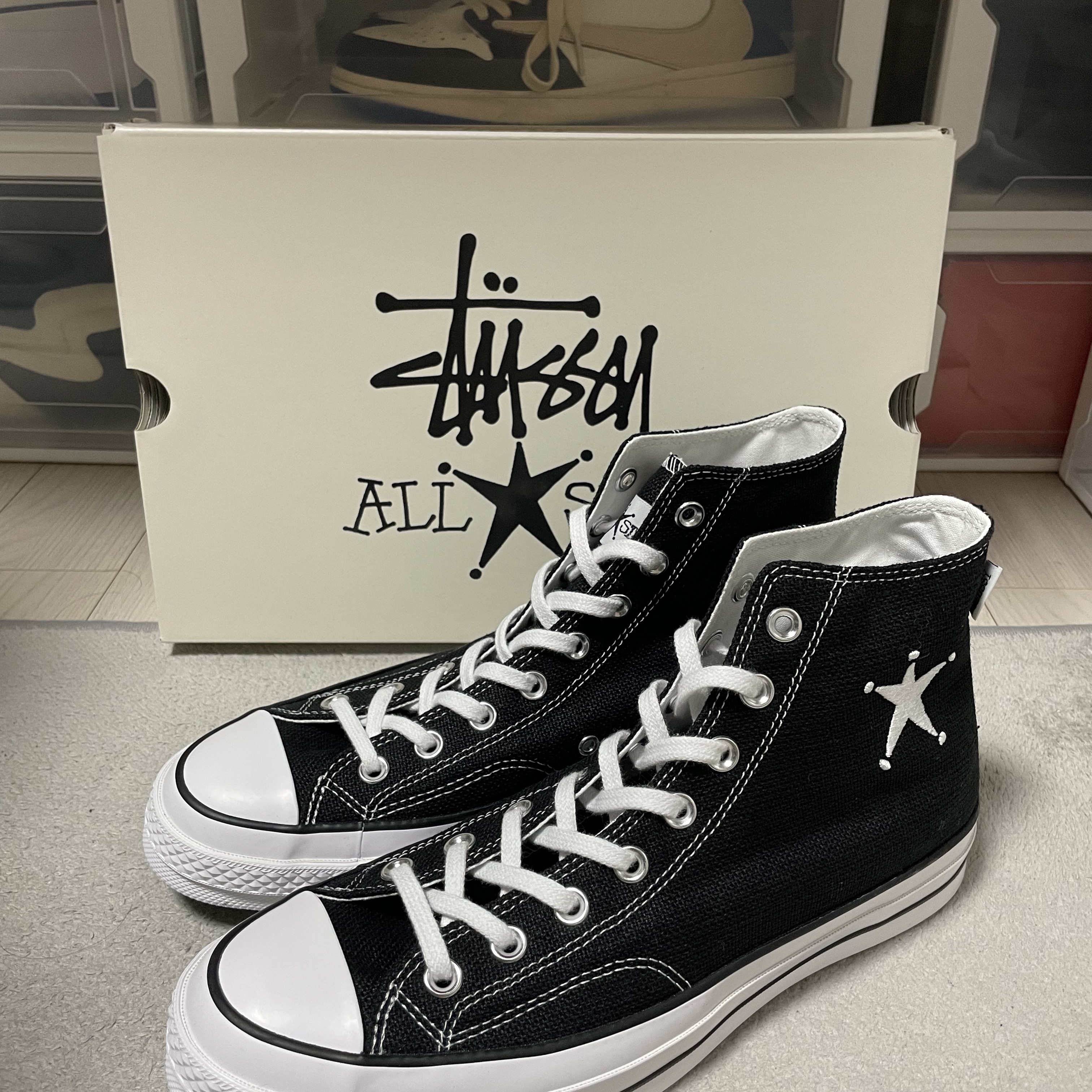 Converse x Stussy Chuck 70 High Black 착용 스타일 - 1
