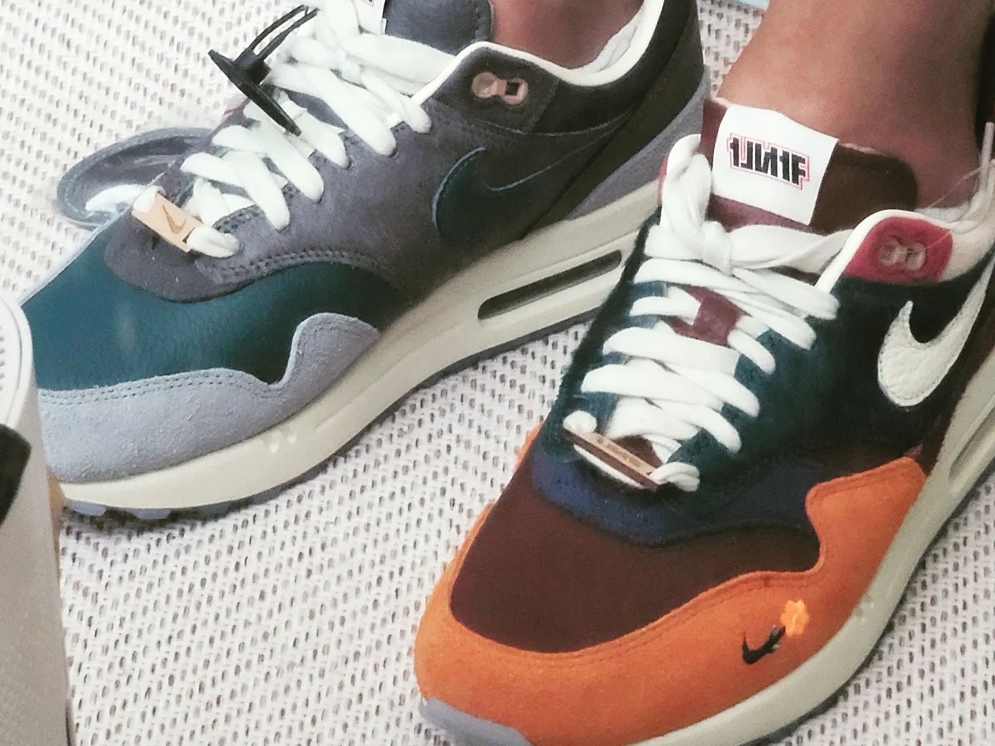 Nike x Kasina Air Max 1 SP Won-Ang Particle Grey, Nike x Kasina Air Max 1 SP Won-Ang Orange 착용 스타일 - 5