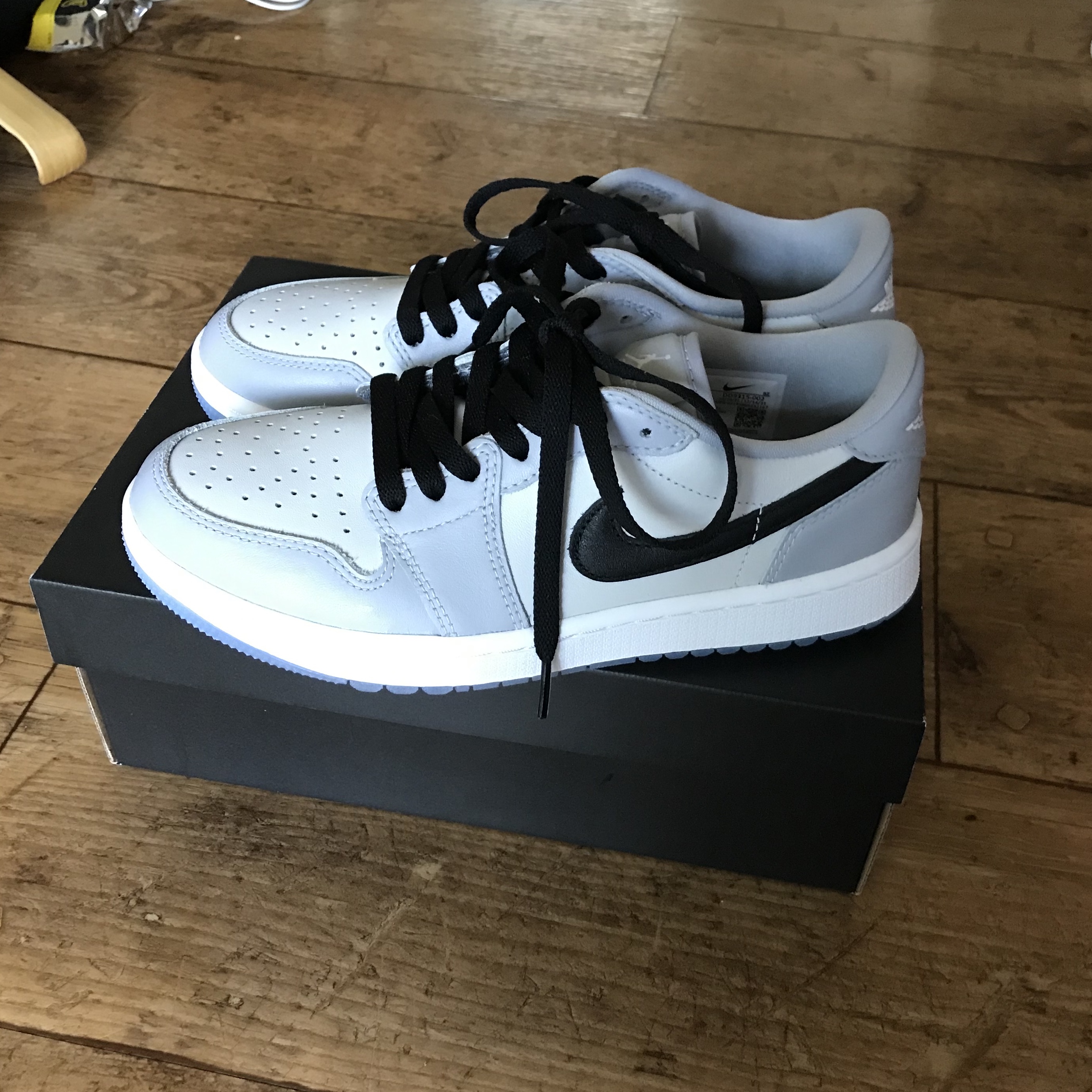 Jordan 1 Low Golf Wolf Grey 착용 스타일